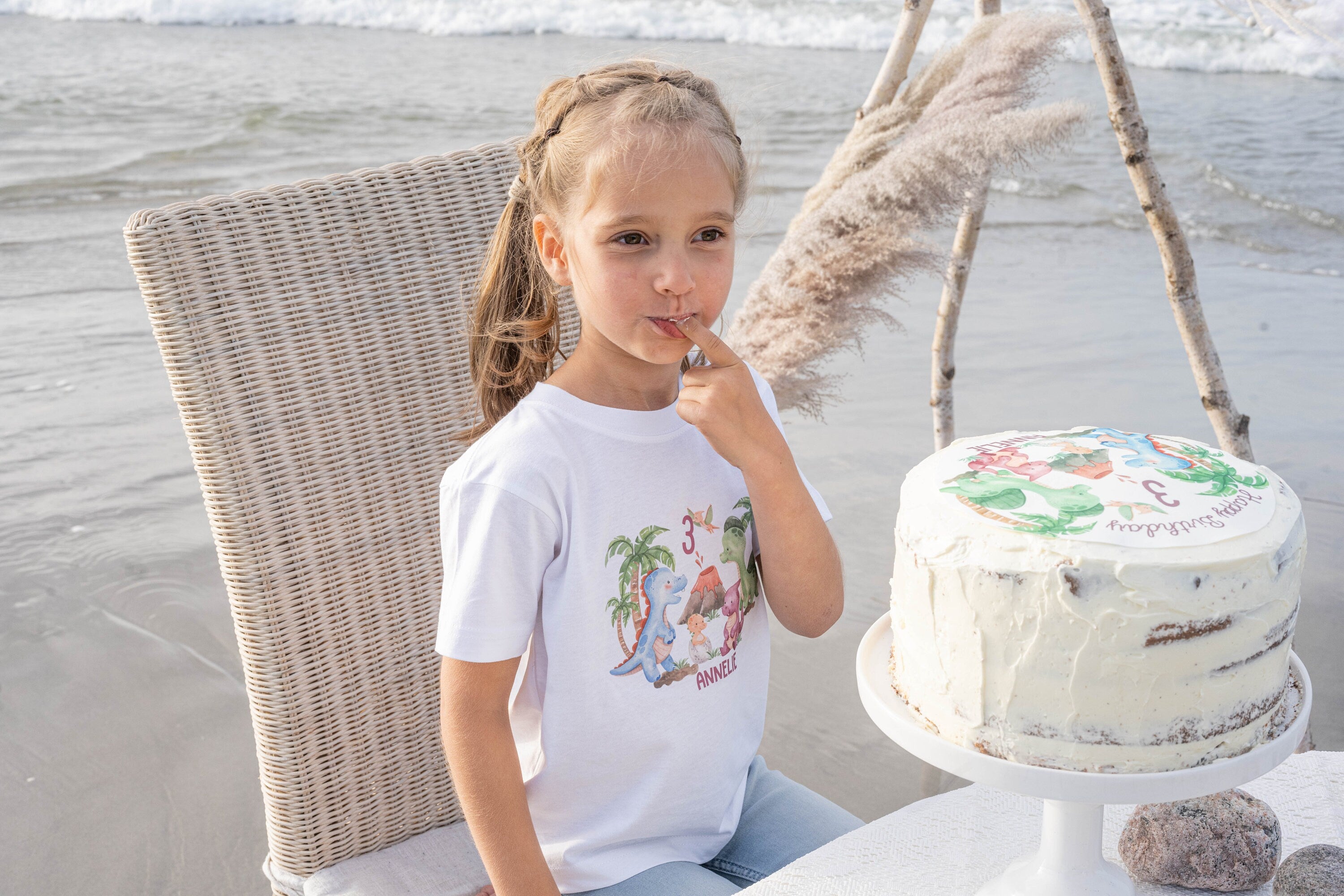 Bügelbild mit Wunschname und Alter personalisiert Geburtstagsshirt Dinosaurier rosa Dino T-Rex – Appliques & Patches