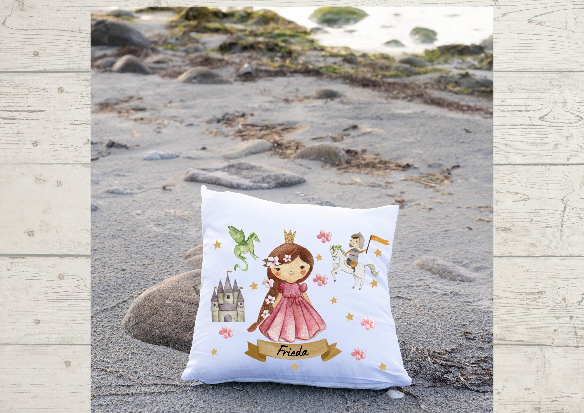 Kissenbezug mit Name personalisiert Prinzessin Drache Schloß Ritter – Pillowcases