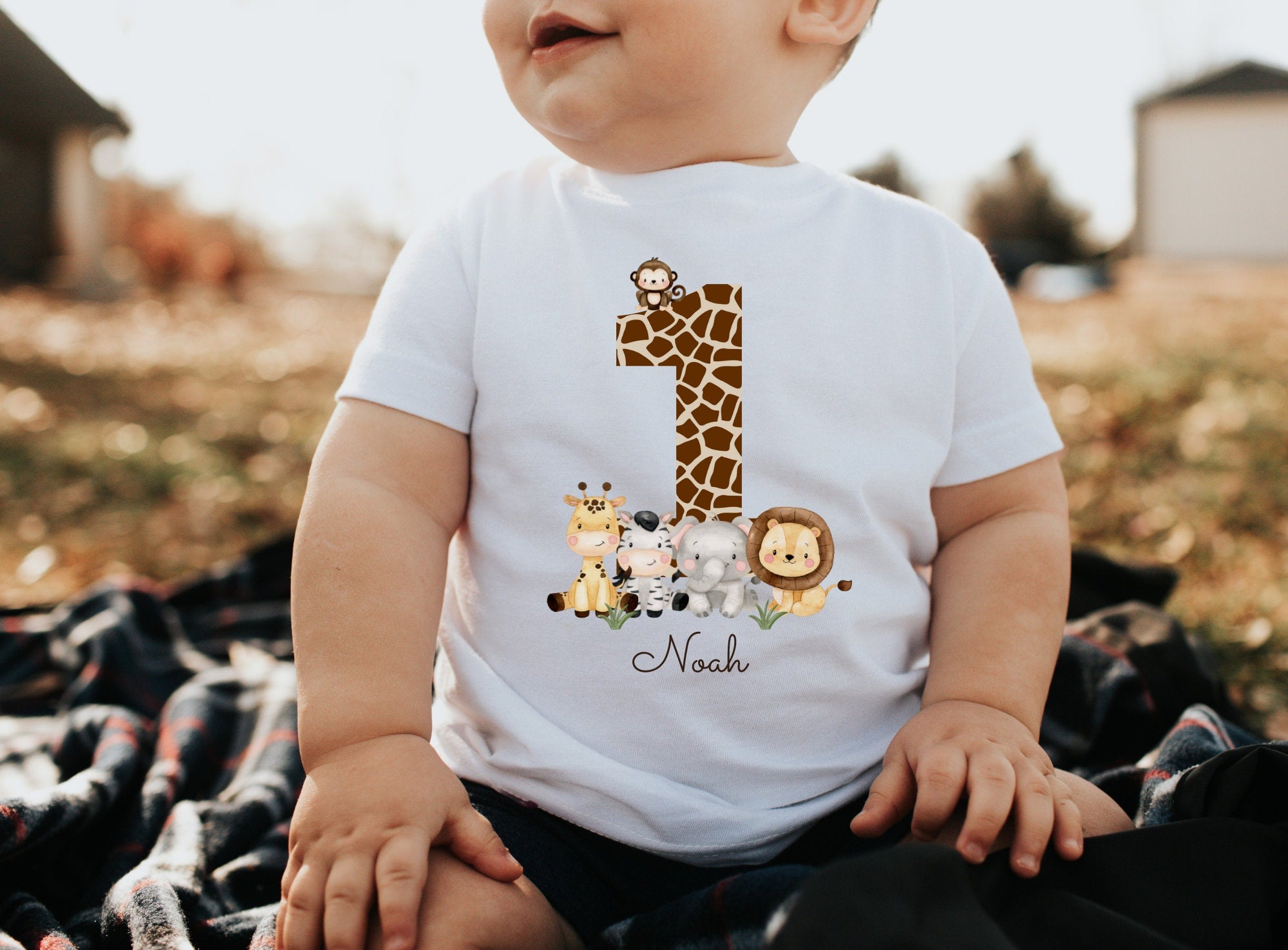 Geburtstagsshirt personalisiert Dschungeltiere Safari Giraffe Zebra Löwe Wild One