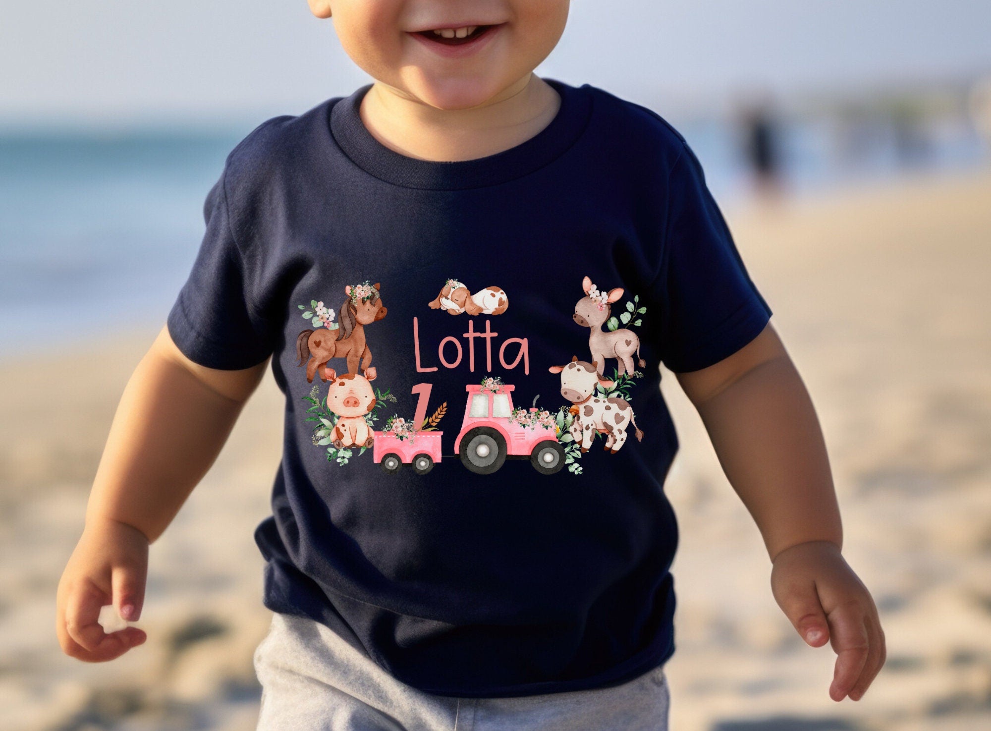 Geburtstagsshirt personalisiert Traktor Trecker Bauernhof Bauernhoftiere rosa – T-shirts