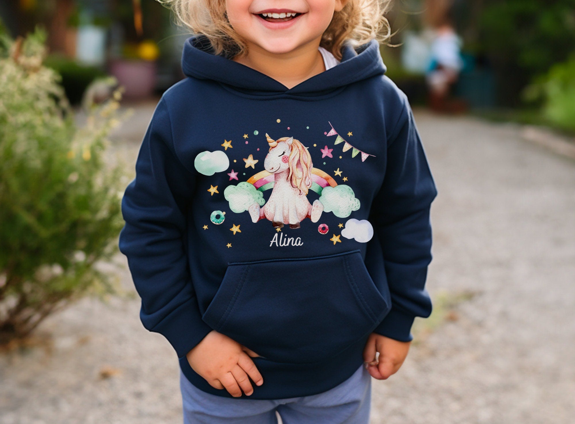 Hoodie personalisiert pullover Pulli Kapuzenpulli Pirat Seeräuber Piratenschiff Einhorn Regenbogen Sternenstaub – Sweatshirts