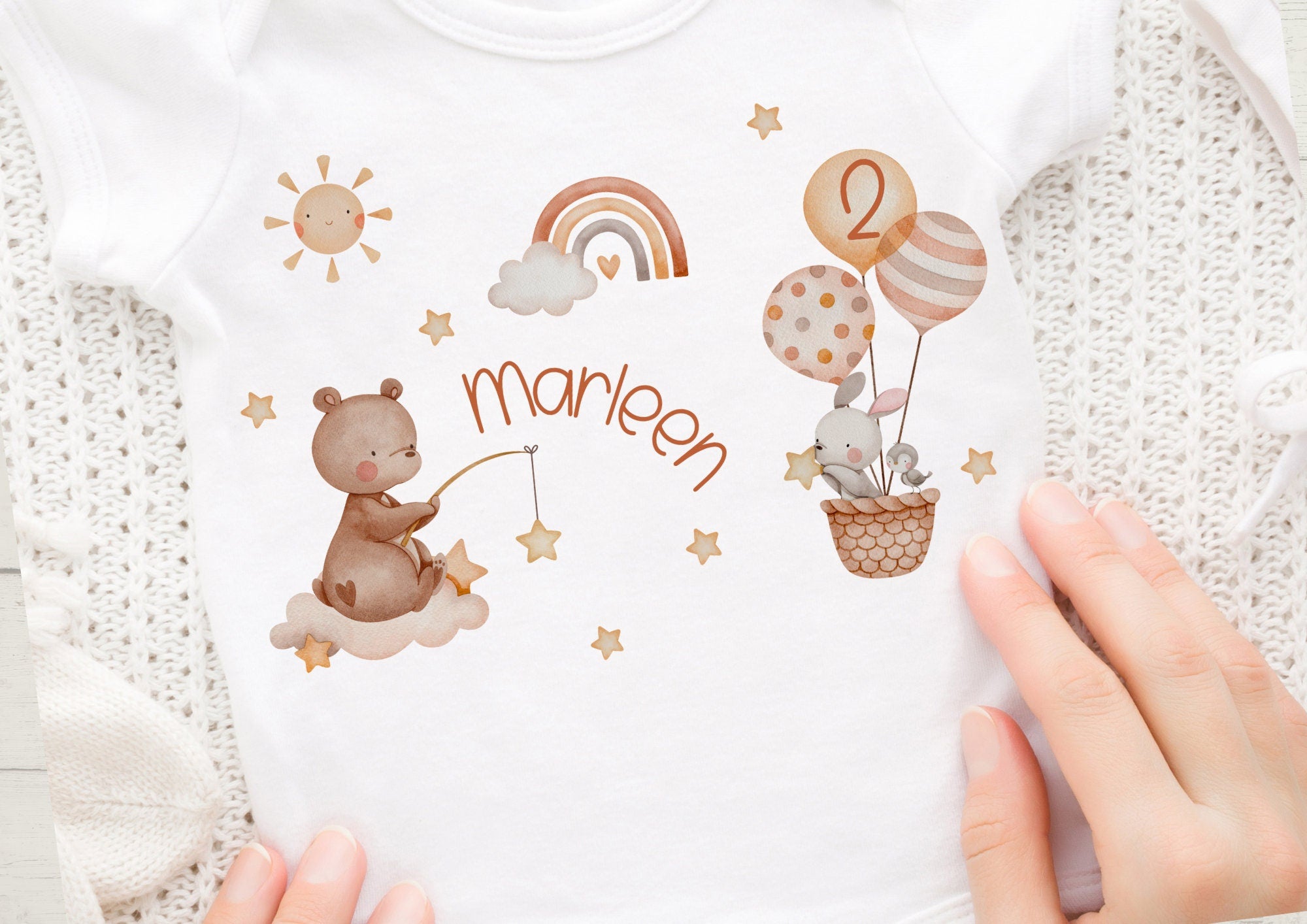 Bügelbild mit Wunschname für weiße und bunte Stoffe mit Alter personalisiert Bär Hase Luftballon Geburtstagsshirt – Appliques & Patches