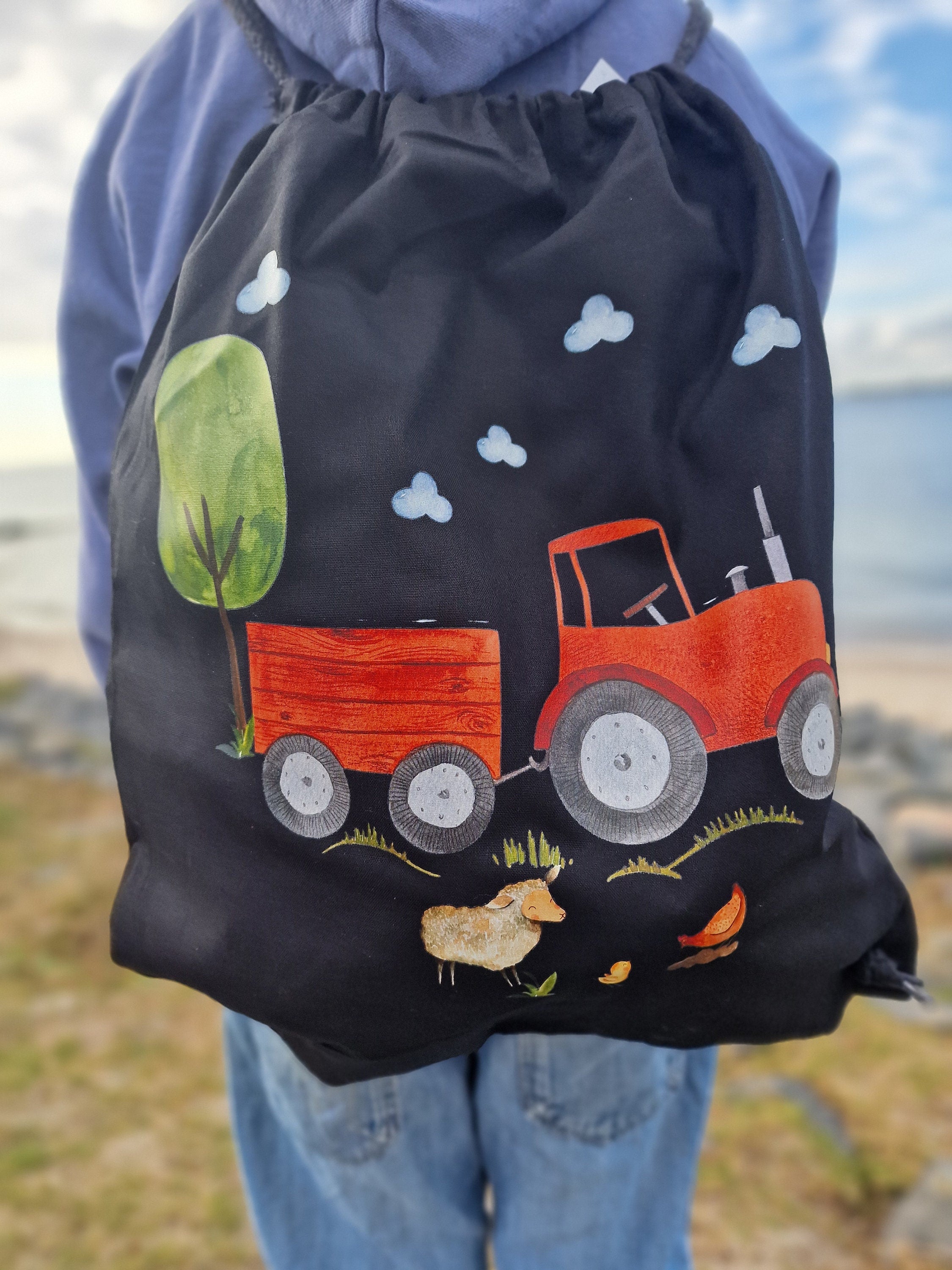 Turnbeutel Traktor mit Namen – personalisiert – Kita Tasche Bauernhof Motiv – Team Sports & Gym Bags