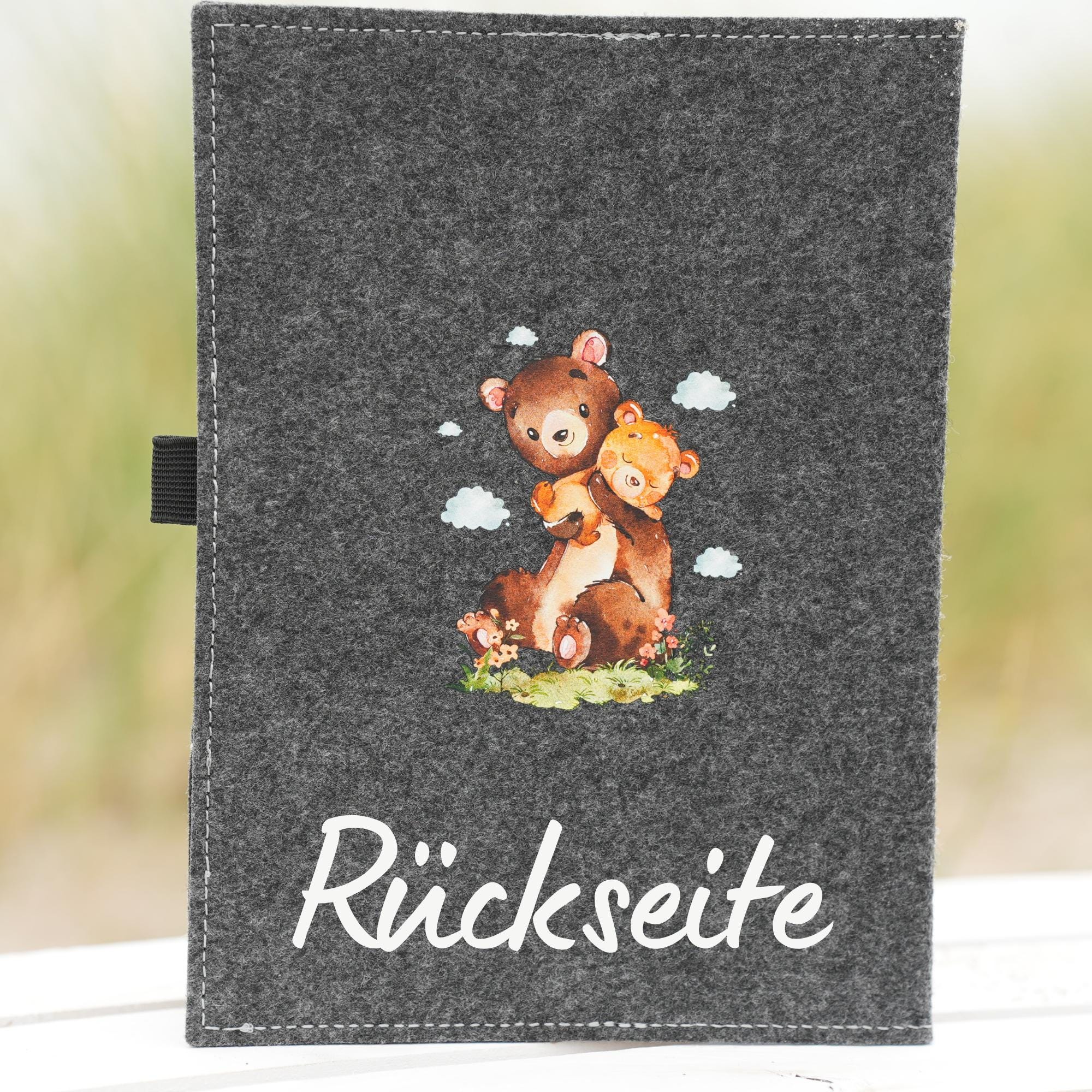U-Heft Hülle mit Name – Mama & Baby Bär – personalisiert – Filz Design – Geschenk zur Geburt oder Taufe – U-Heft Tasche – Passport Covers