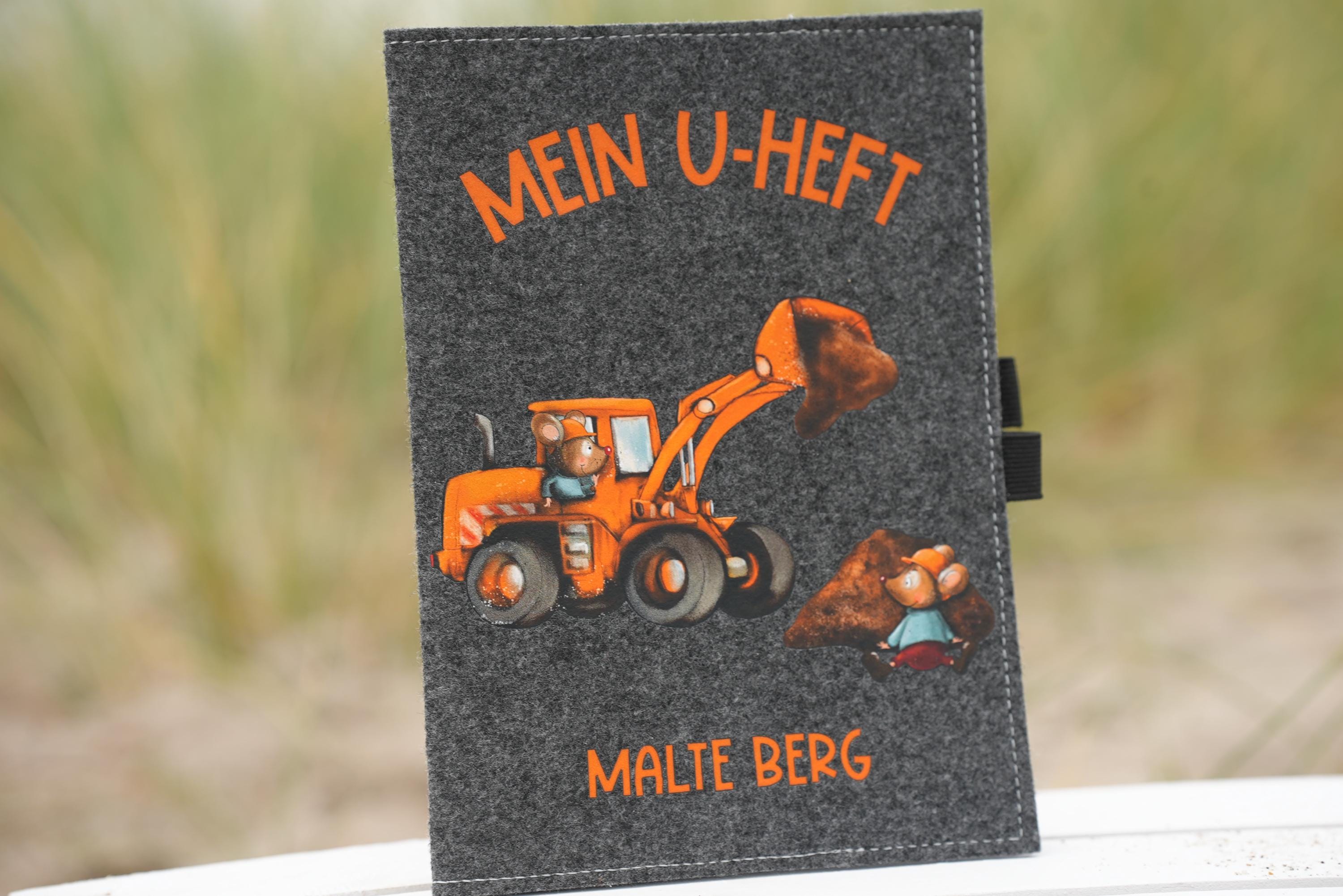 Hülle U Heft personalisiert mit Name Filz U Heft Hülle mit Name Geschenk Taufe Geschenk Geburt Hülle U Heft Bagger – Passport Covers