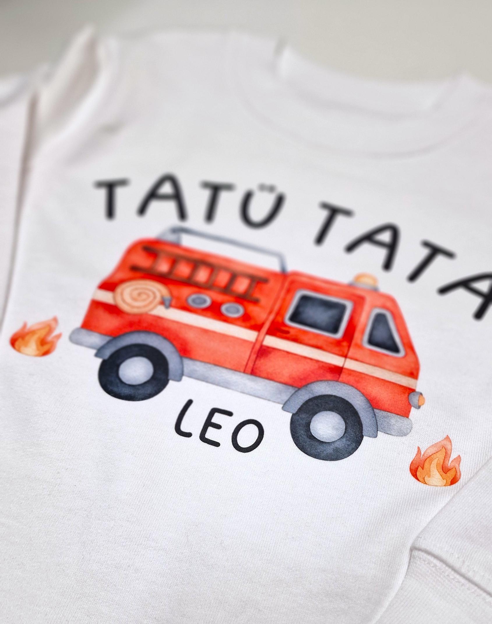 Pullover Feuerwehr personalisiert – Sweatshirt mit Name – pullover mit Feuerwehrauto – Geschenk – Tatü Tata Pullover – Sweatshirts