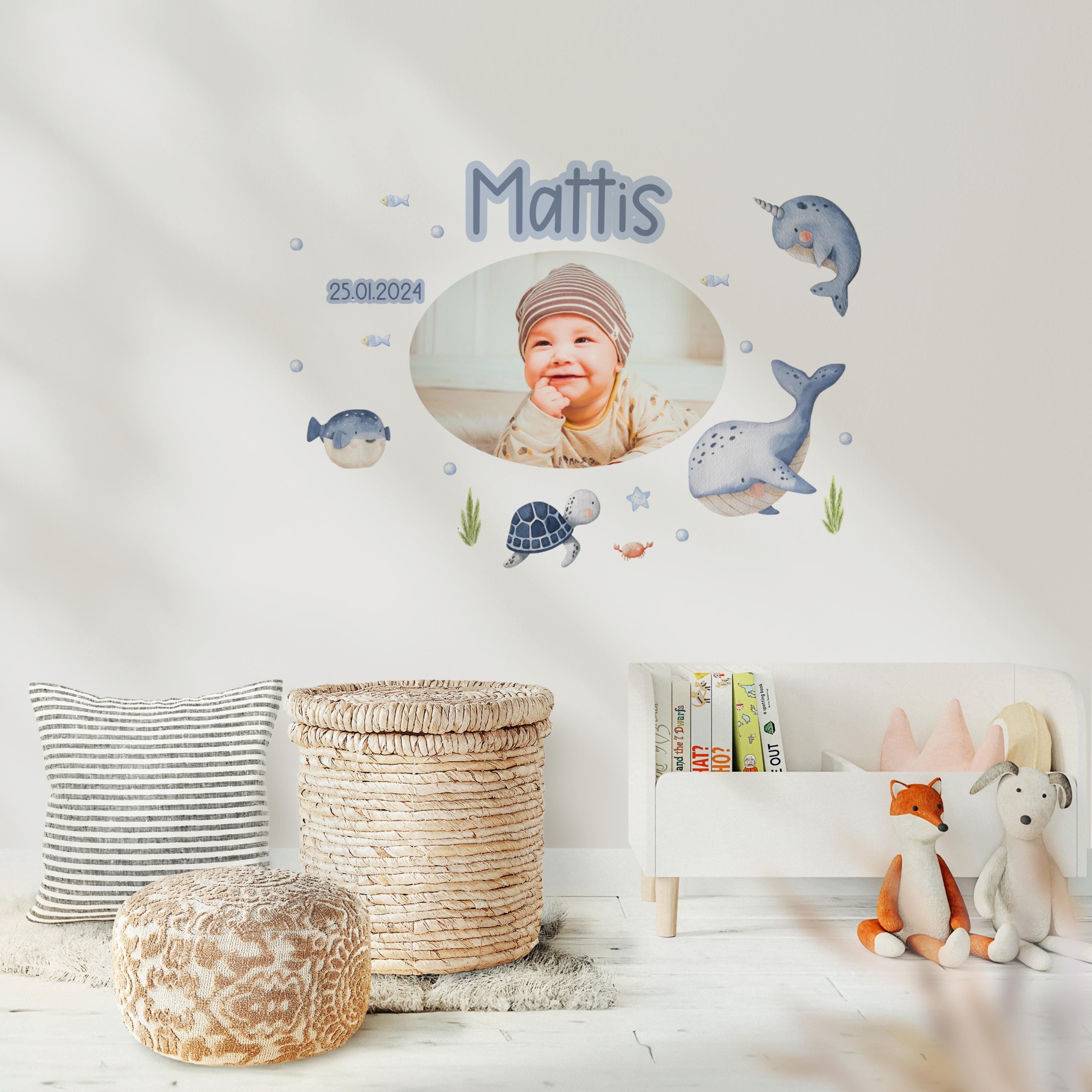 Wandtattoo mit Foto & Name – personalisiert – Meerestiere fürs Babyzimmer – Wal Schildkröte – Geschenk zur Geburt – zimmer Deko – Wall Decals & Murals