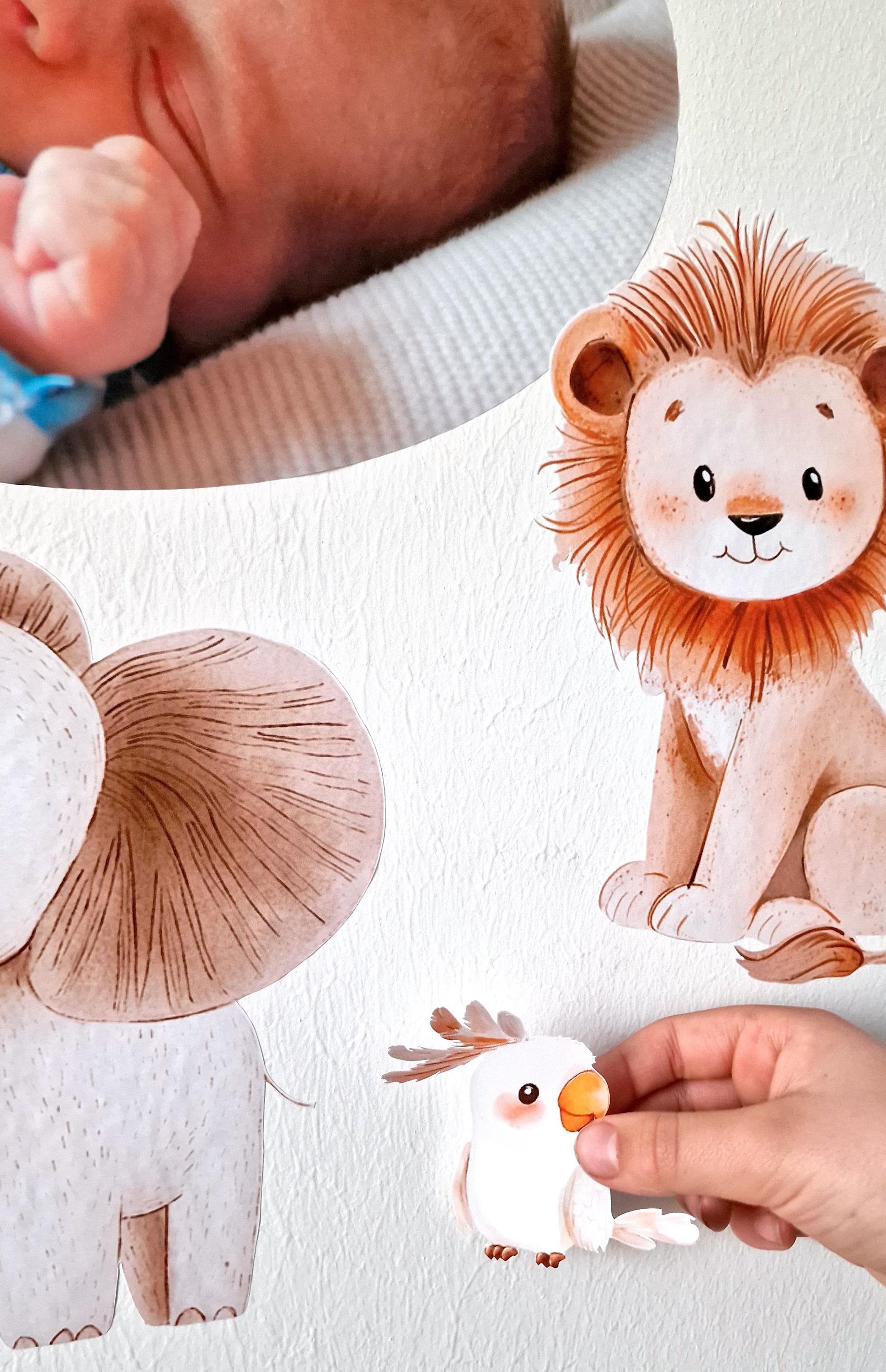 Wandtatoo Wandbild mit Foto Wandaufkleber zimmer personalisiert Dschungeltiere Safaritiere Löwe Giraffe Zebra für das Babyzimmer – Wall Decals & Murals