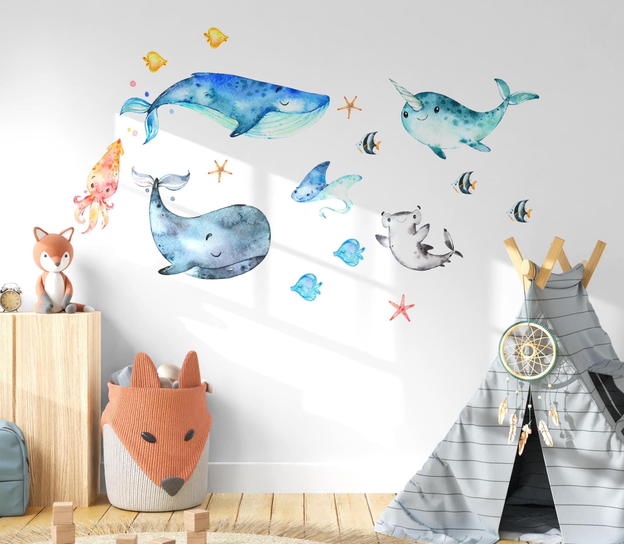 Wandtatoo Wandbild Wandaufkleber Wandsticker zimmer personalisiert Wal Meer Meerestiere für das Babyzimmer – Wall Decals & Murals
