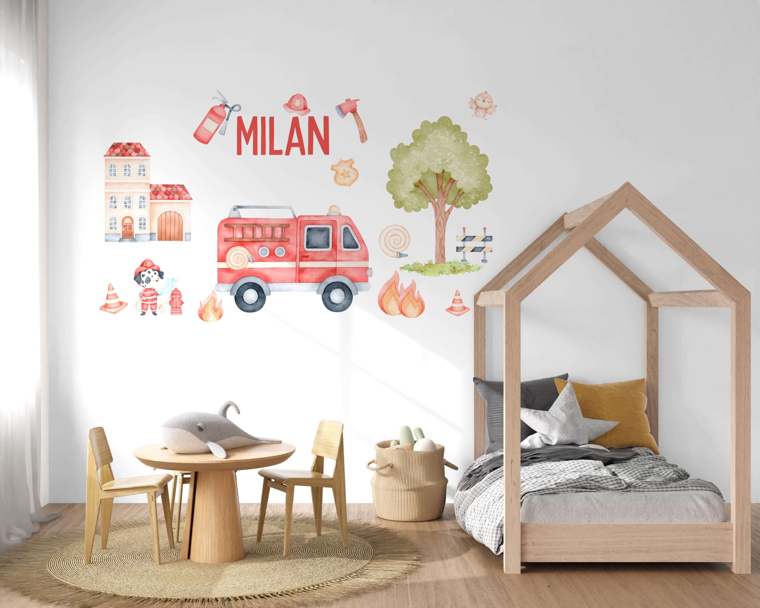 Wandtattoo Feuerwehr mit Name – personalisierte zimmer Deko – Wandsticker Rettungsfahrzeuge – Wall Decals & Murals