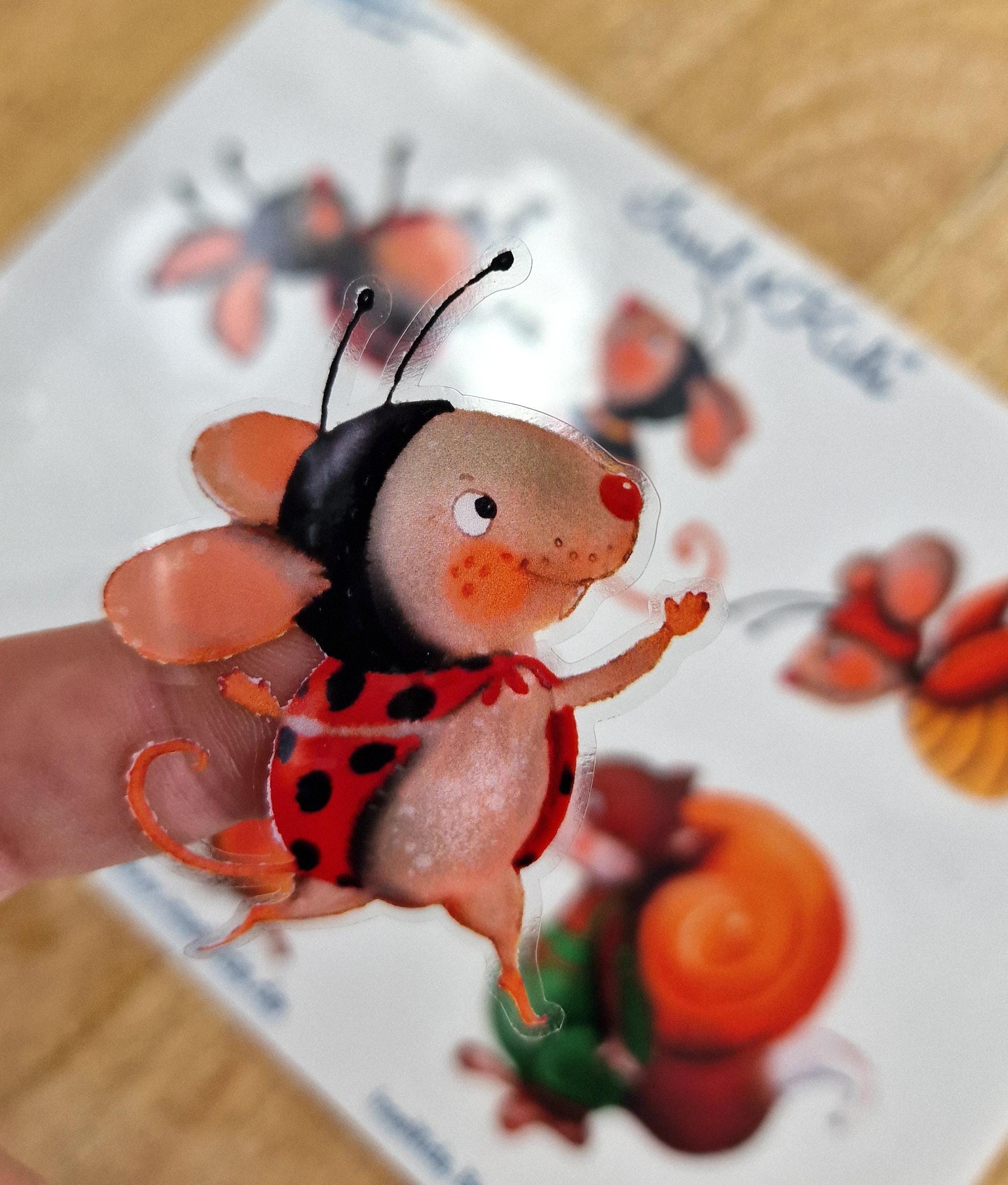 Wasserfeste Spühlmaschinenfeste Sticker Transparent Aufkleber UV-beständig Wasserfest / Für Trinkflasche Brotdose Käfer Biene Hummel – Stickers