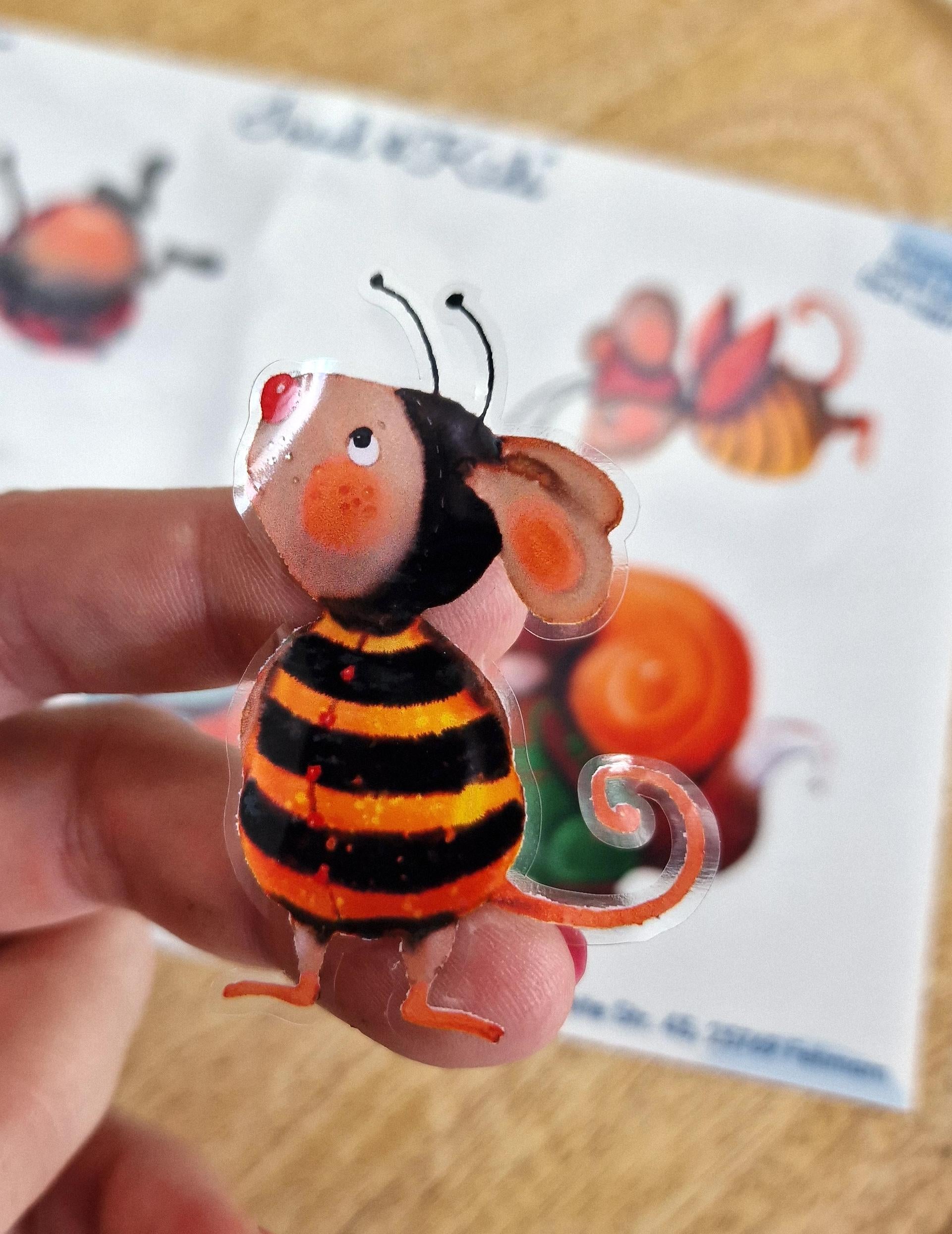 Wasserfeste Spühlmaschinenfeste Sticker Transparent Aufkleber UV-beständig Wasserfest / Für Trinkflasche Brotdose Käfer Biene Hummel – Stickers