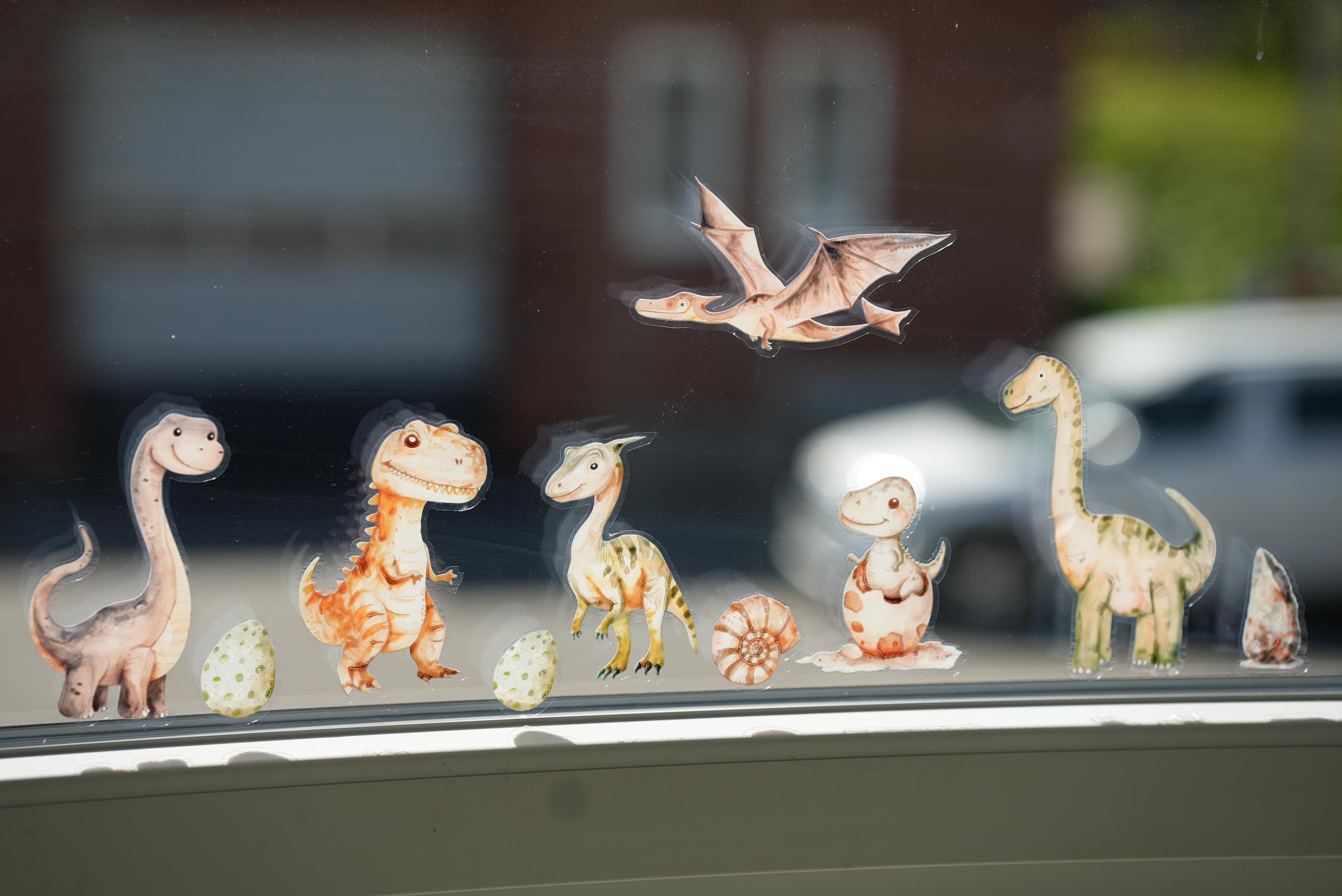 Fensterbild Dinosaurier fürs zimmer – statisch haftend & wiederverwendbar – Dino Fensterdeko n – ohne Kleber – A4 Sticker –