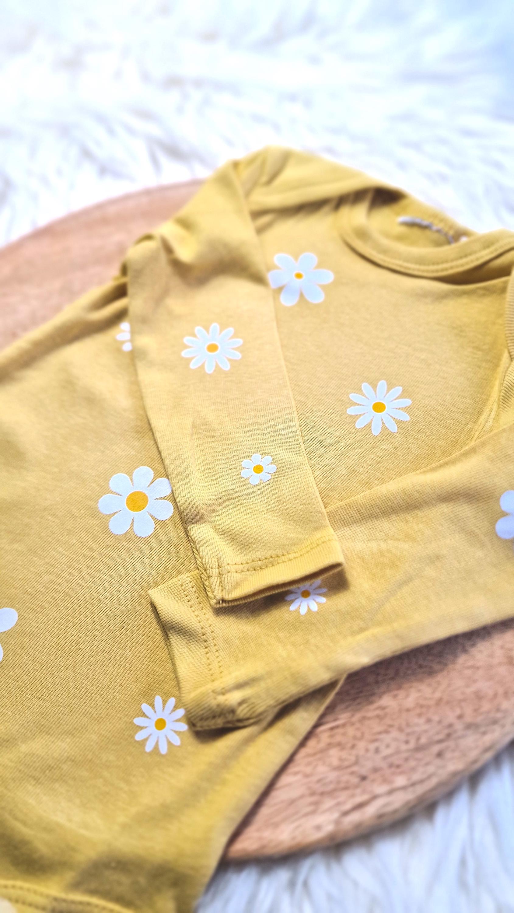 Bügelbilder Blumen Set – Gänseblümchen für Kleidung & DIY – 25 Motive in A4/A5 – Aufbügler zum Verzieren von Shirts, Taschen, kleidung – Appliques & Patches