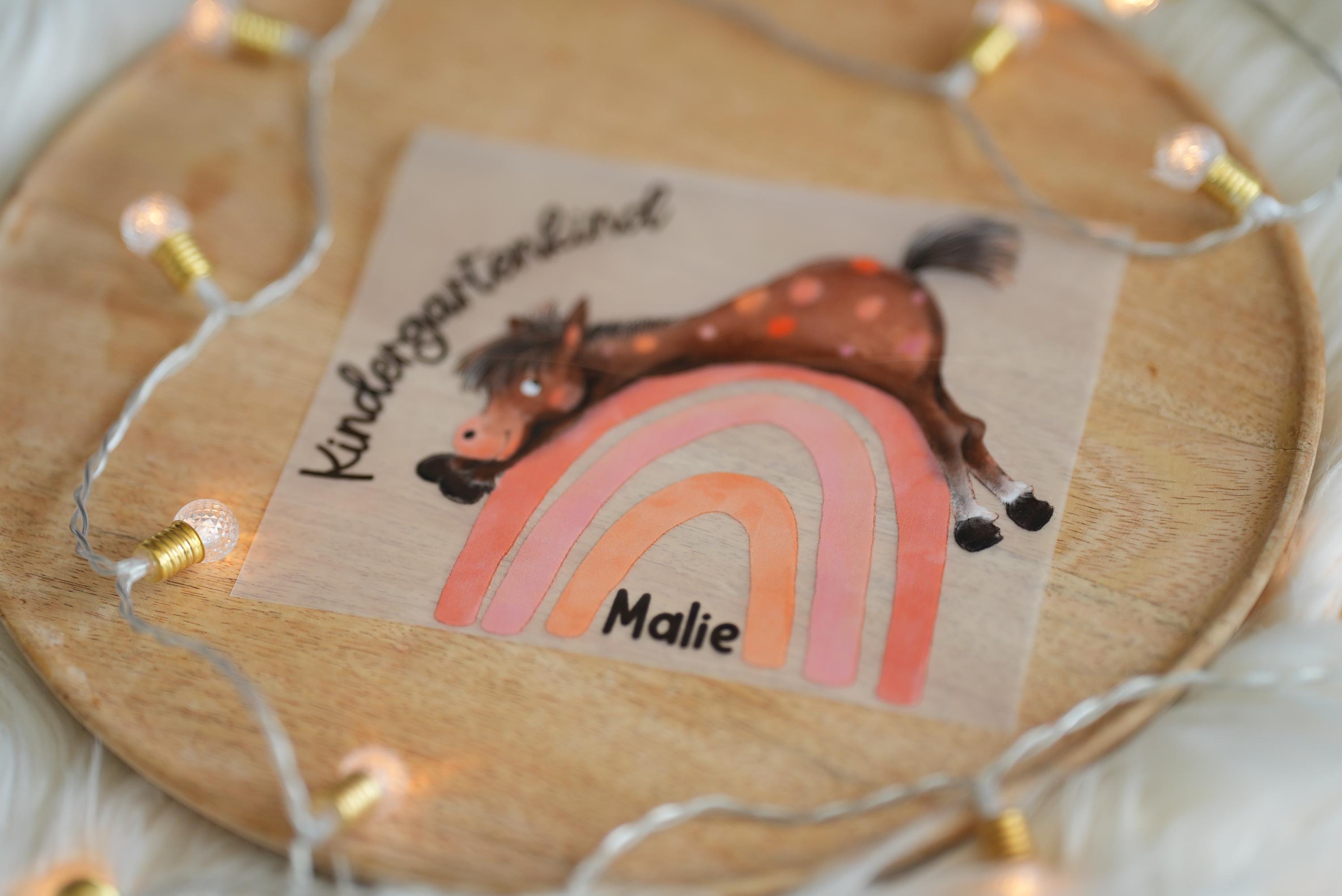Bügelbild garten personalisiert – Pferd & Regenbogen – Name und Alter – für zum Kita-Start – A4 oder A5 – Appliques & Patches
