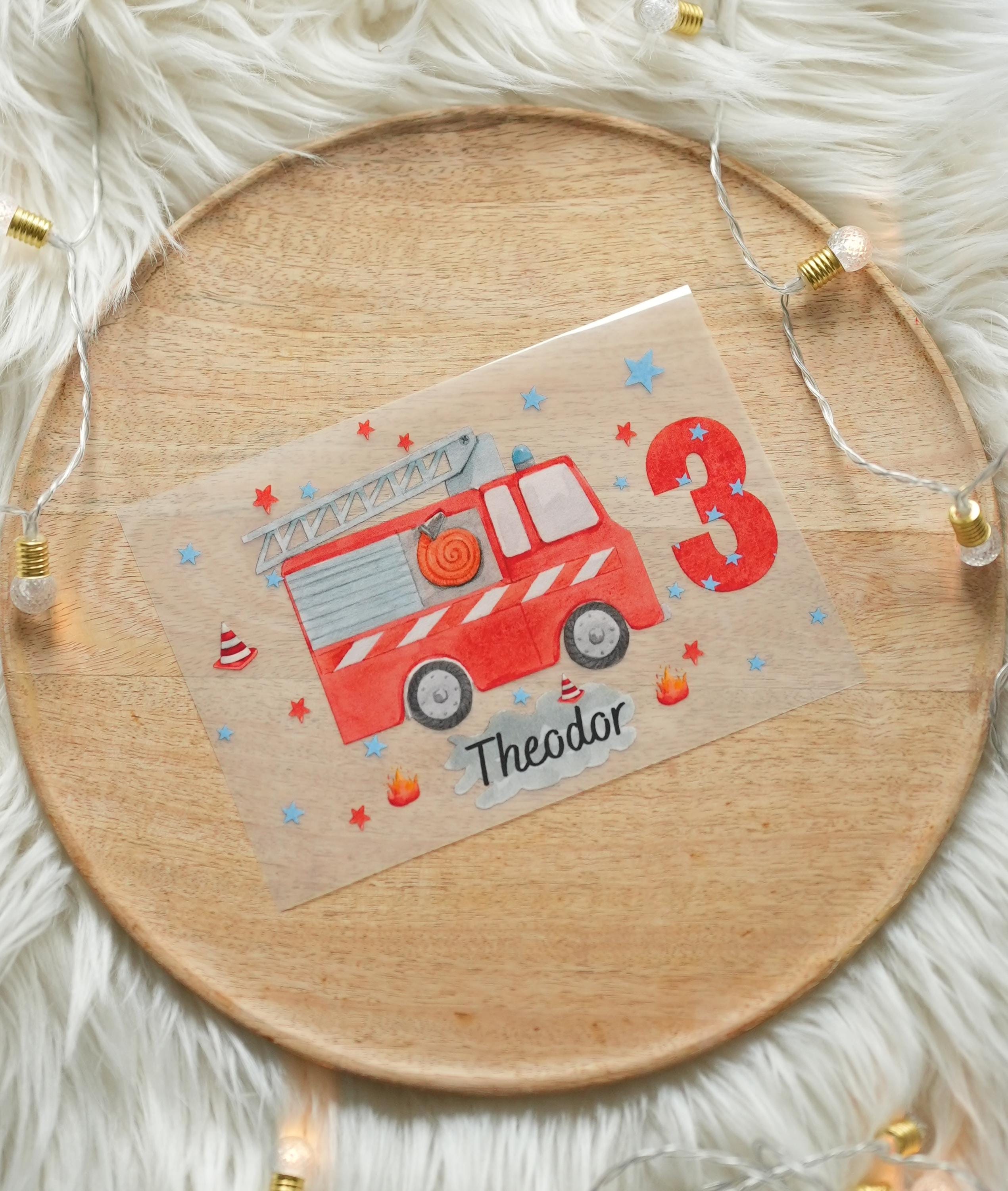 Bügelbild Feuerwehr personalisiert mit Wunschname – Aufbügler für – Geburtstag oder Einschulung – Appliques & Patches