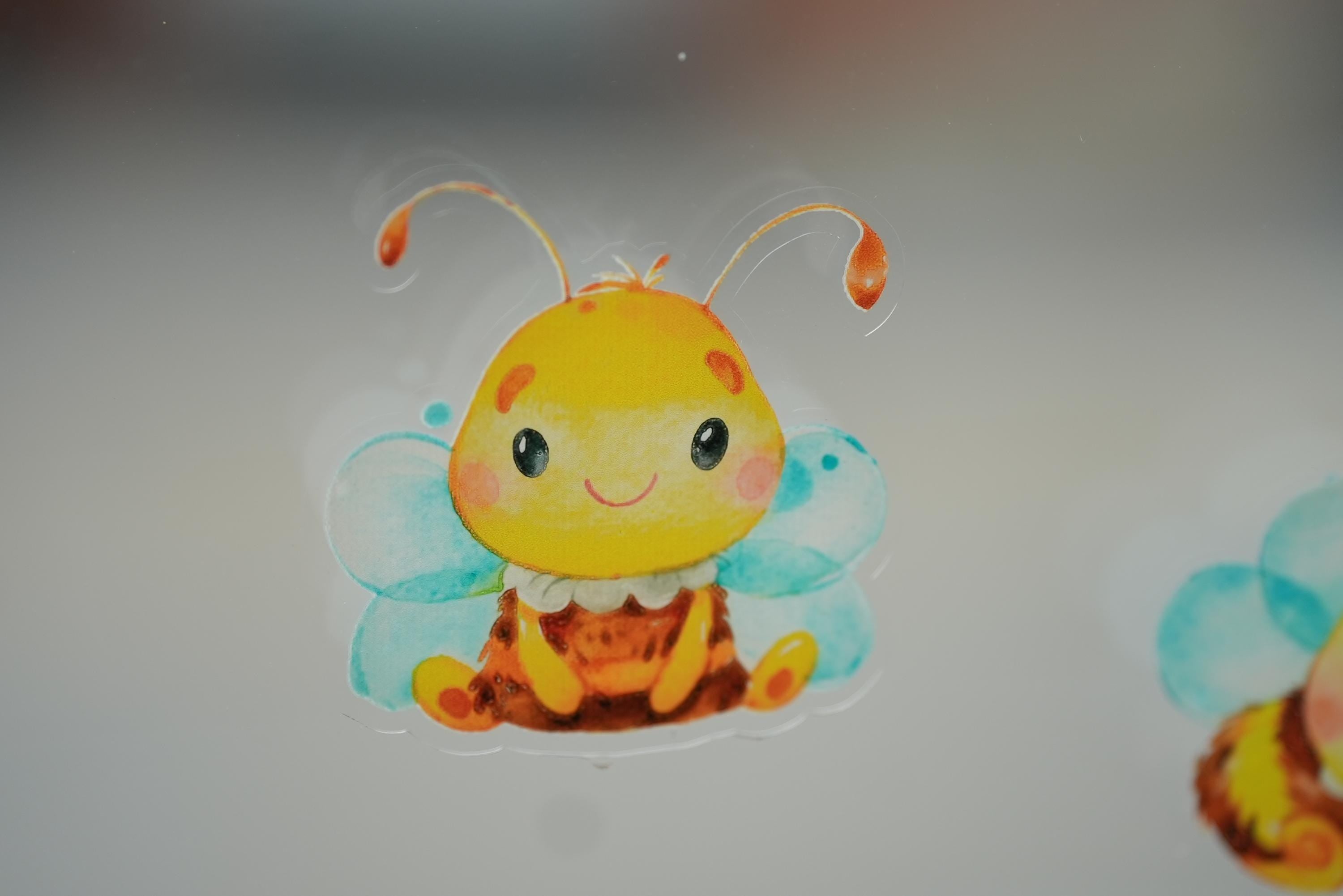 Fensterbild Bienen zimmer wiederverwendbar – Frühling Fensterdeko für – statisch haftend ohne Kleber – Bienen Aufkleber –