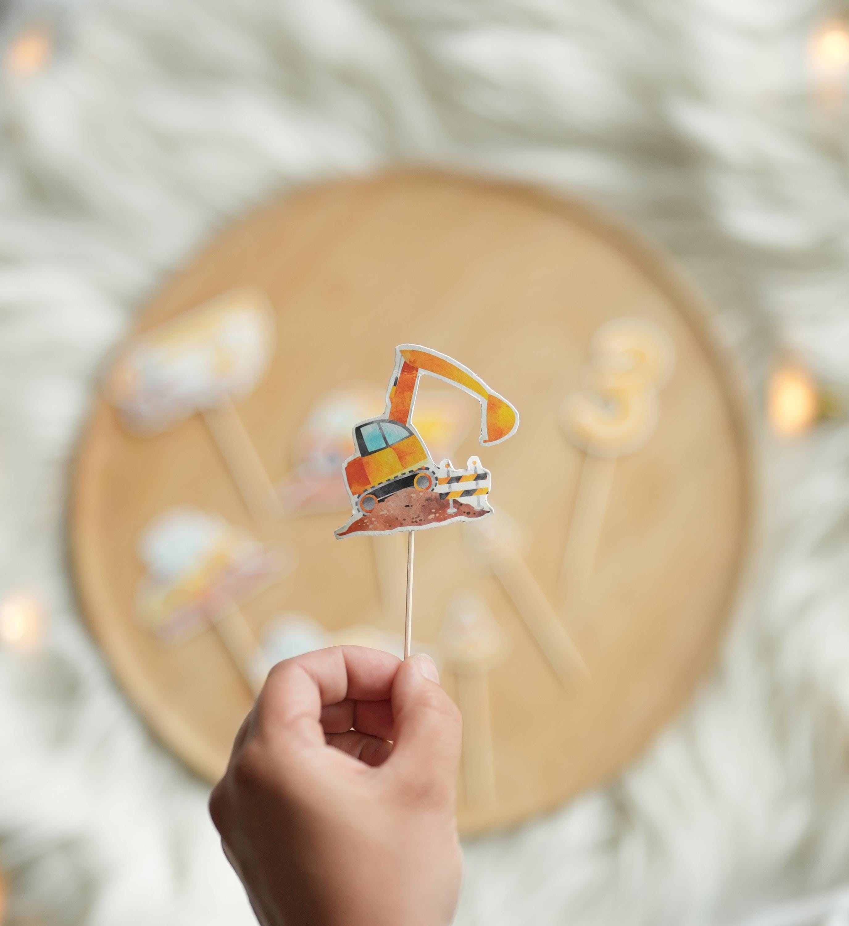 DIY Caketopper Baustelle – Bastelset mit Bagger, Radlader, Kran – hochwertiger A5 Druck zum Ausschneiden – für geburtstag & Muffins – Party Decor