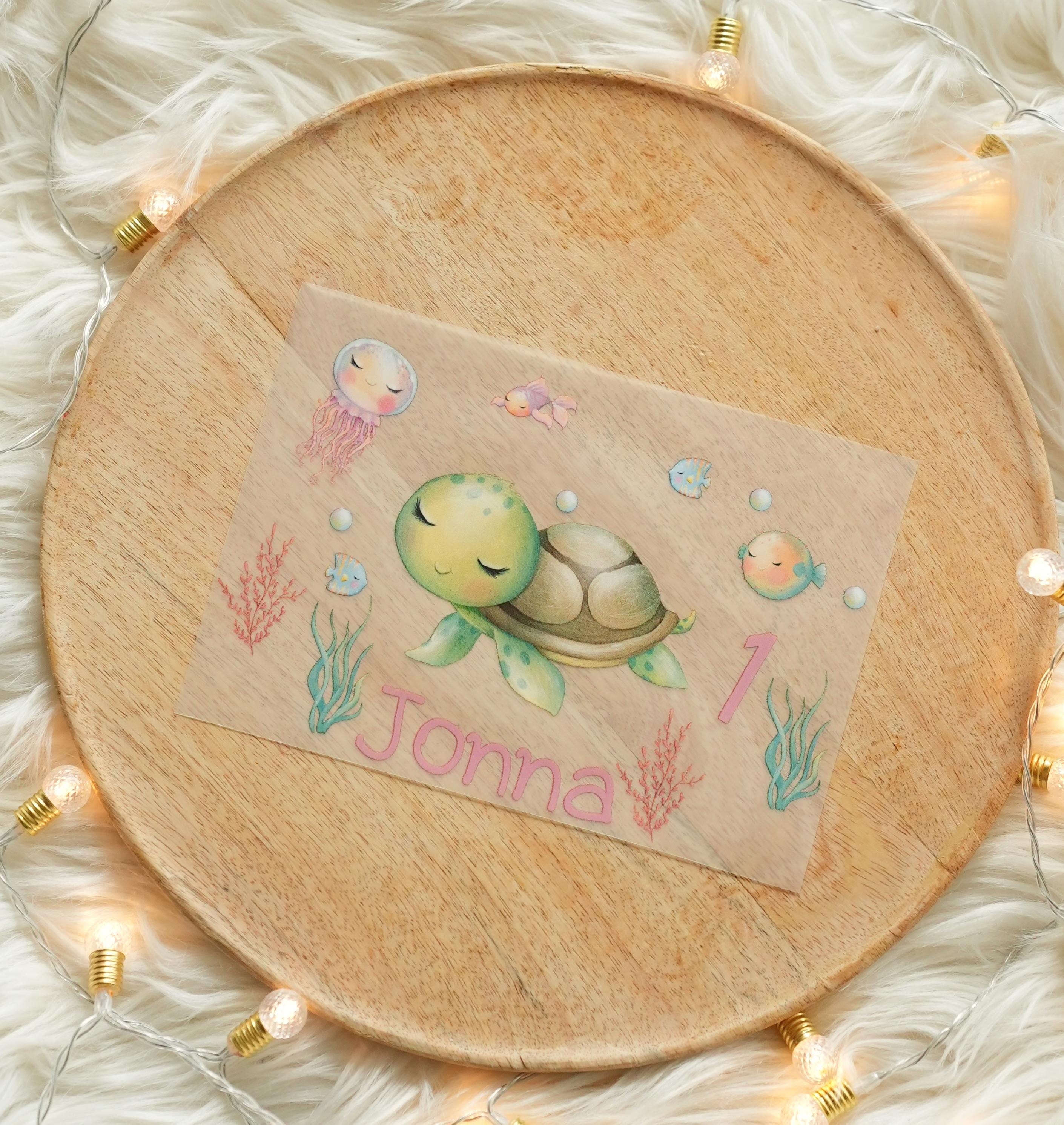 Bügelbild Meeresschildkröte personalisiert – mit Name & Zahl – pastell Aquarell – DIY Geburtstagsshirt für – A5 oder A4 – Appliques & Patches