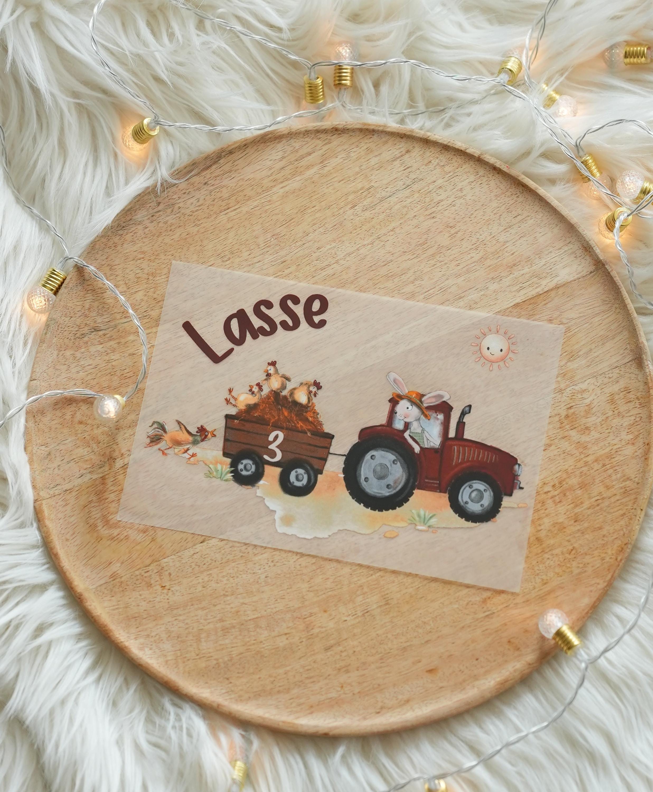 Bügelbild Traktor mit Anhänger – personalisiert mit Name & Zahl – Hühner und Hase – Bauernhof Aufbügler für geburtstag A4/A5 – Appliques & Patches