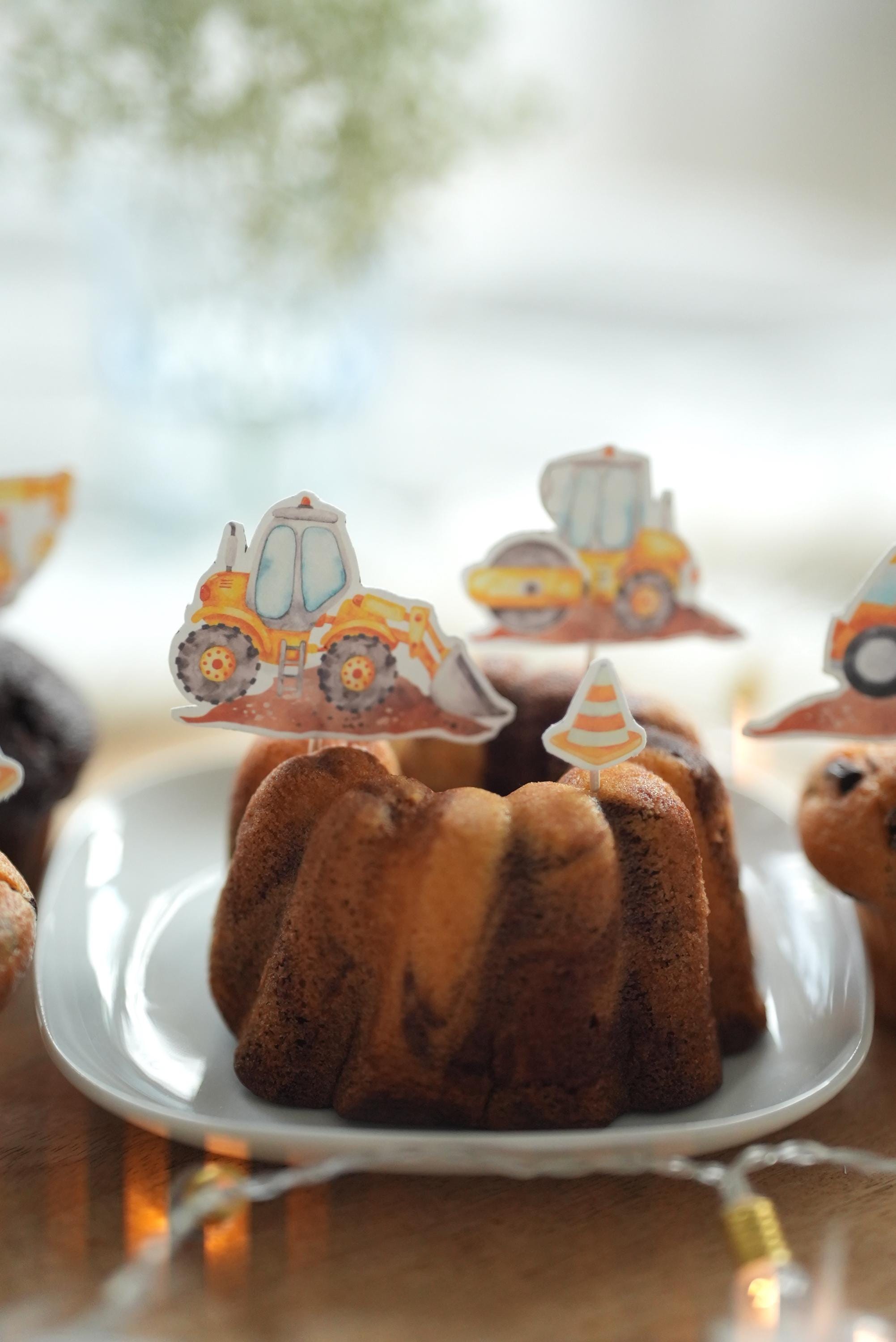DIY Caketopper Baustelle – Bastelset mit Bagger, Radlader, Kran – hochwertiger A5 Druck zum Ausschneiden – für geburtstag & Muffins – Party Decor