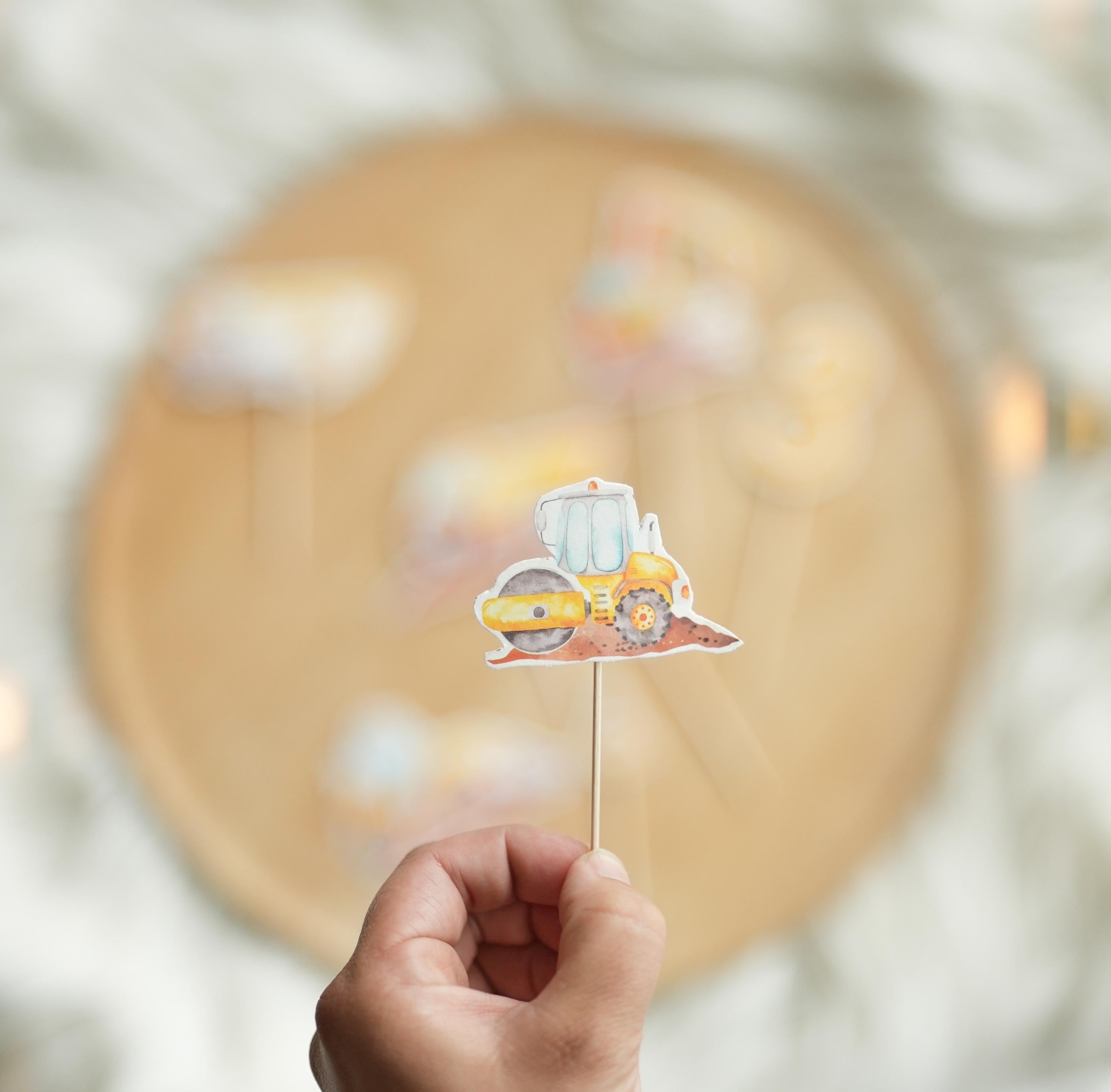 DIY Caketopper Baustelle – Bastelset mit Bagger, Radlader, Kran – hochwertiger A5 Druck zum Ausschneiden – für geburtstag & Muffins – Party Decor