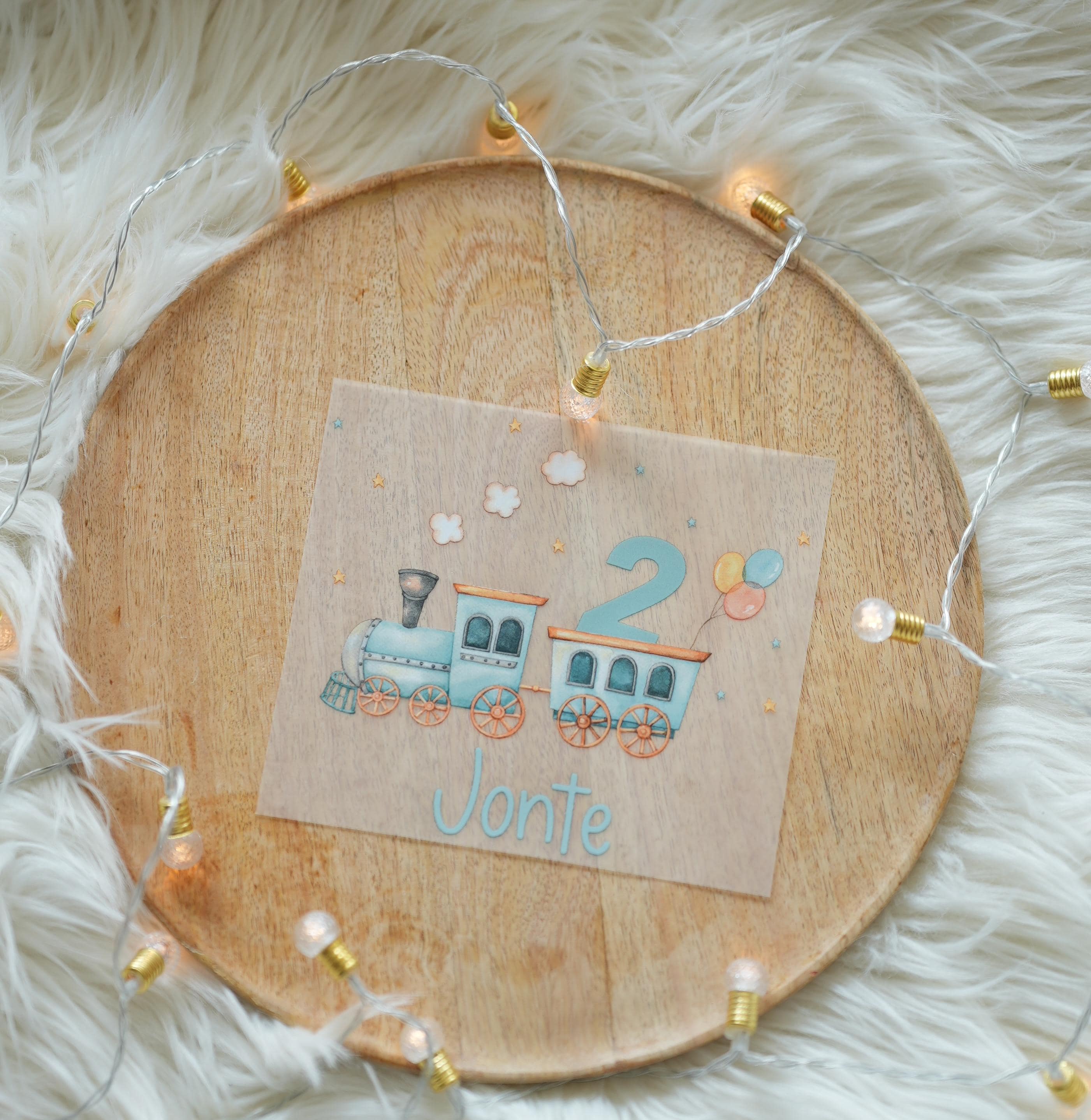 Bügelbild Lokomotive personalisiert mit Name & Zahl – Zug Motiv für geburtstag – Eisenbahn Bügelbild für Geburtstagsshirt – Appliques & Patches
