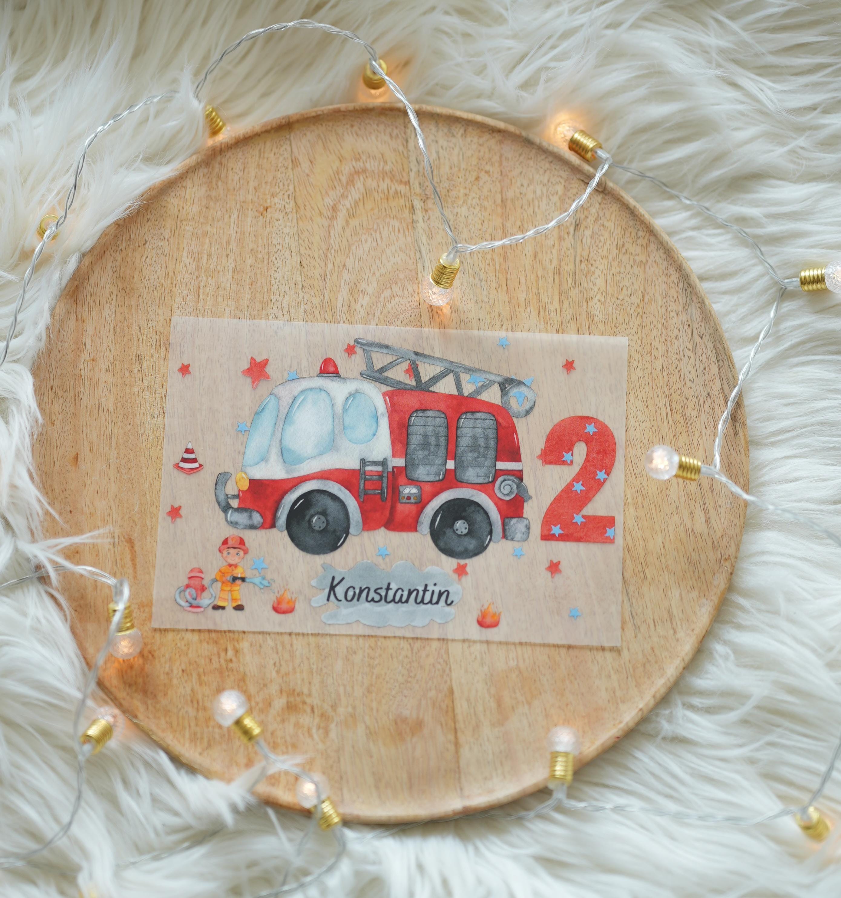 Bügelbild Feuerwehr personalisiert mit Name und Alter – Feuerwehrmann Feuerwehrauto Rettungsfahrzeug Geburtstag DIY Aufbügler – Appliques & Patches