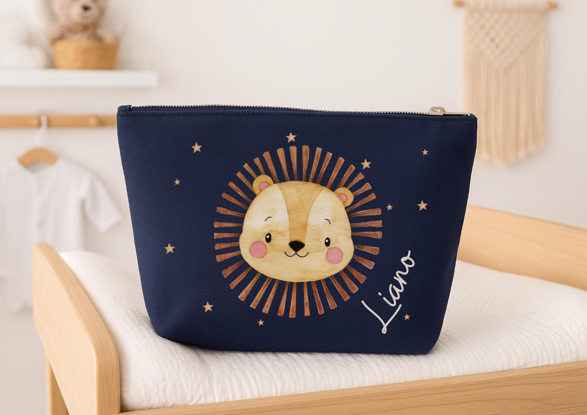 Wickeltasche mit Namen personalisiert – Windeltasche Baby Löwe – Geschenk zur Geburt – Babytasche für unterwegs – Diaper Caddies