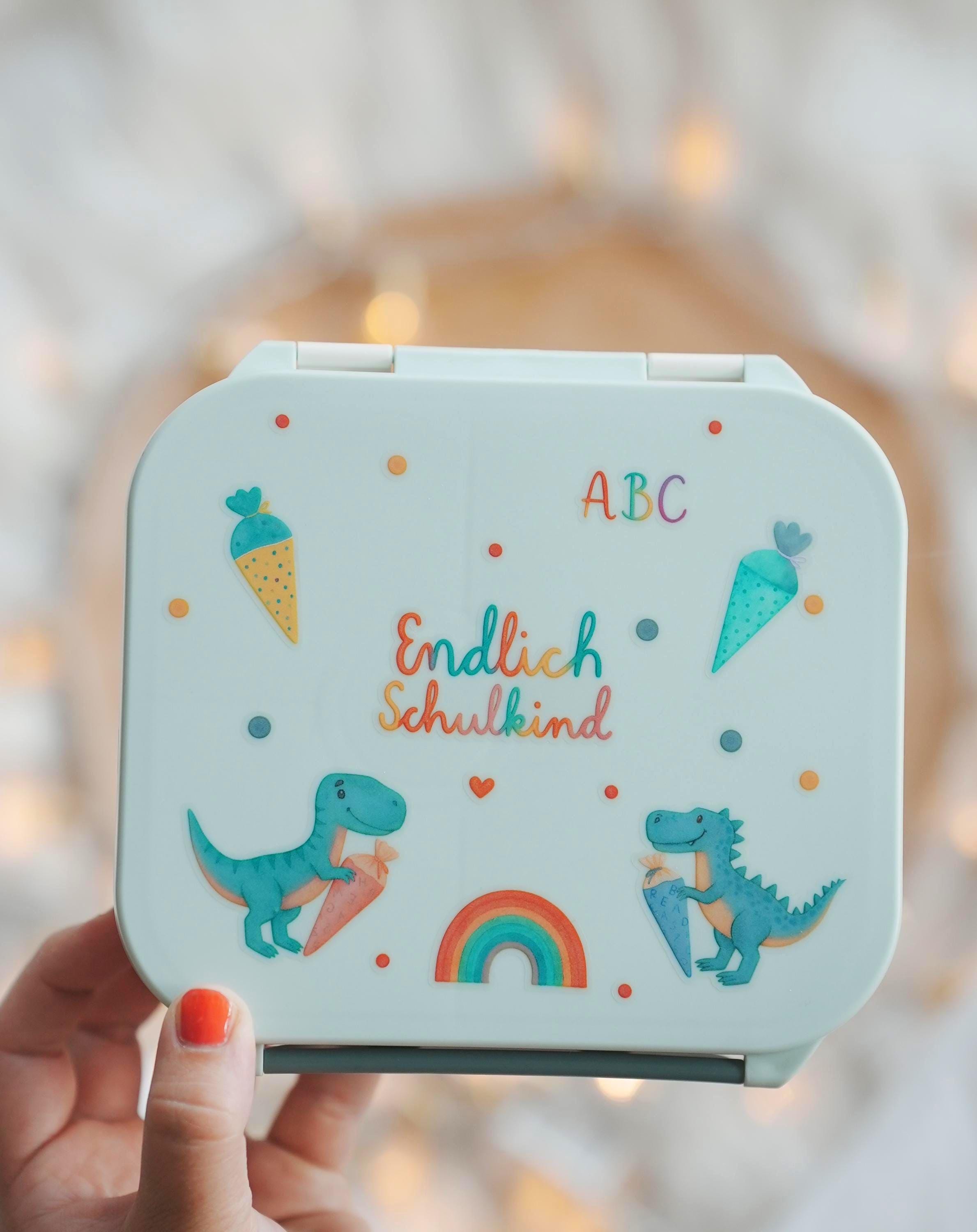Dino Sticker zur Einschulung – wasserfest & spülmaschinenfest – für Brotdose, Trinkflasche und Schulstart – Stickers