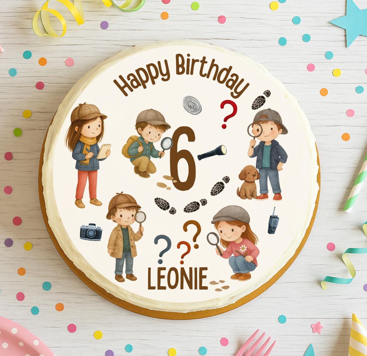 Tortenaufleger Detektiv Geburtstag – Spurensuche Motto mit Name & Zahl – Essbares Fondantbild personalisiert – 20 cm – Party Decor
