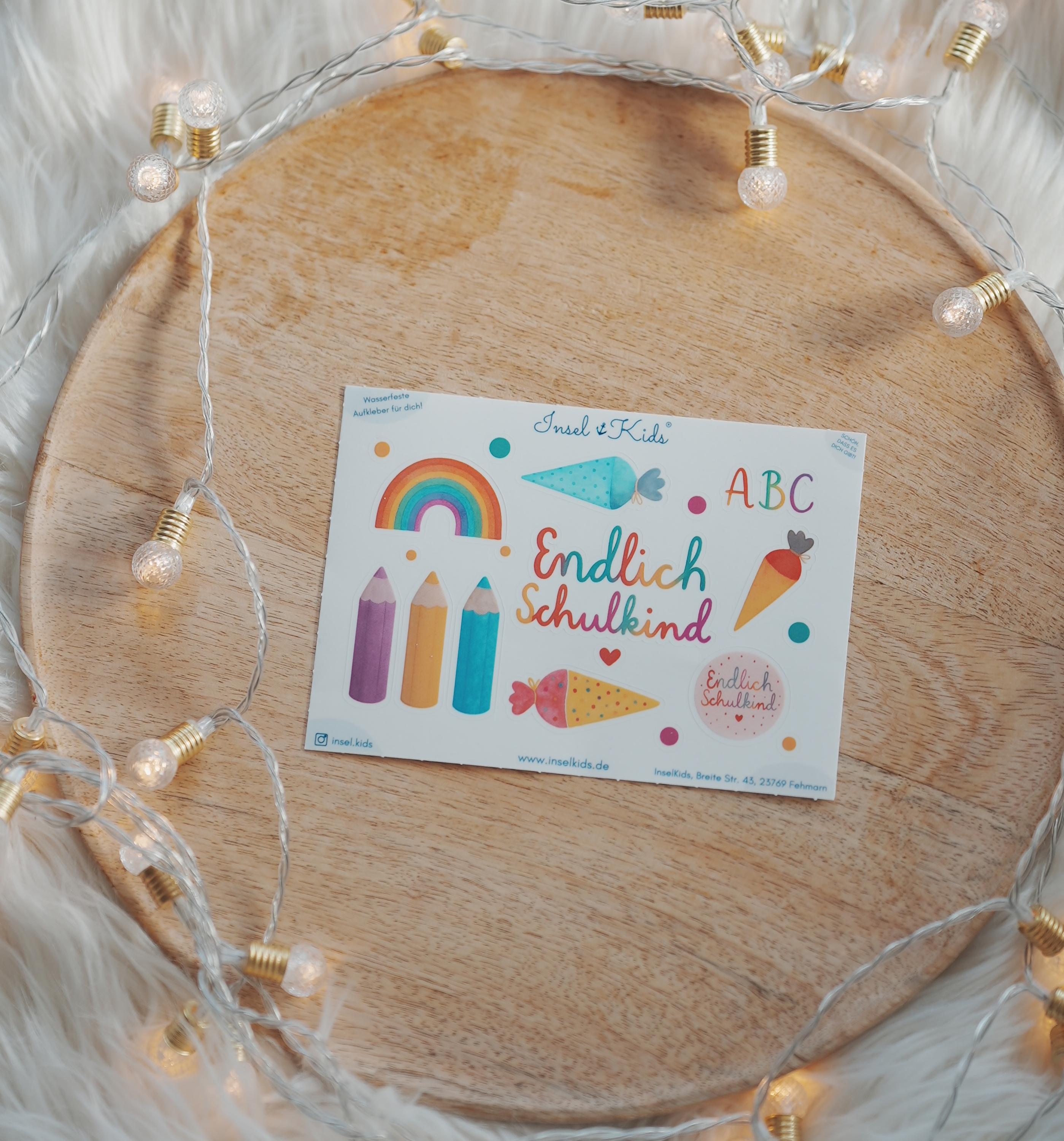 Sticker Einschulung – Endlich Schul – wasserfest & bunt – für Schultüte, Brotdose, Hefte – ABC, Schultüte und Regenbogen – Stickers