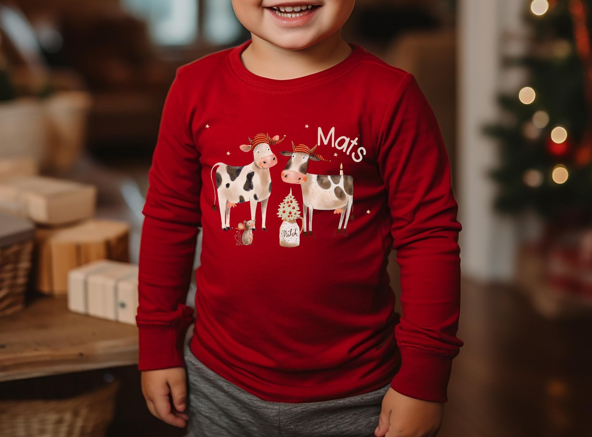 Weihnachten Langarmshirt Bauernhof - personalisiert mit Namen – Weihnachtsshirt Kühe – Weihnachtskleidung – T-shirts