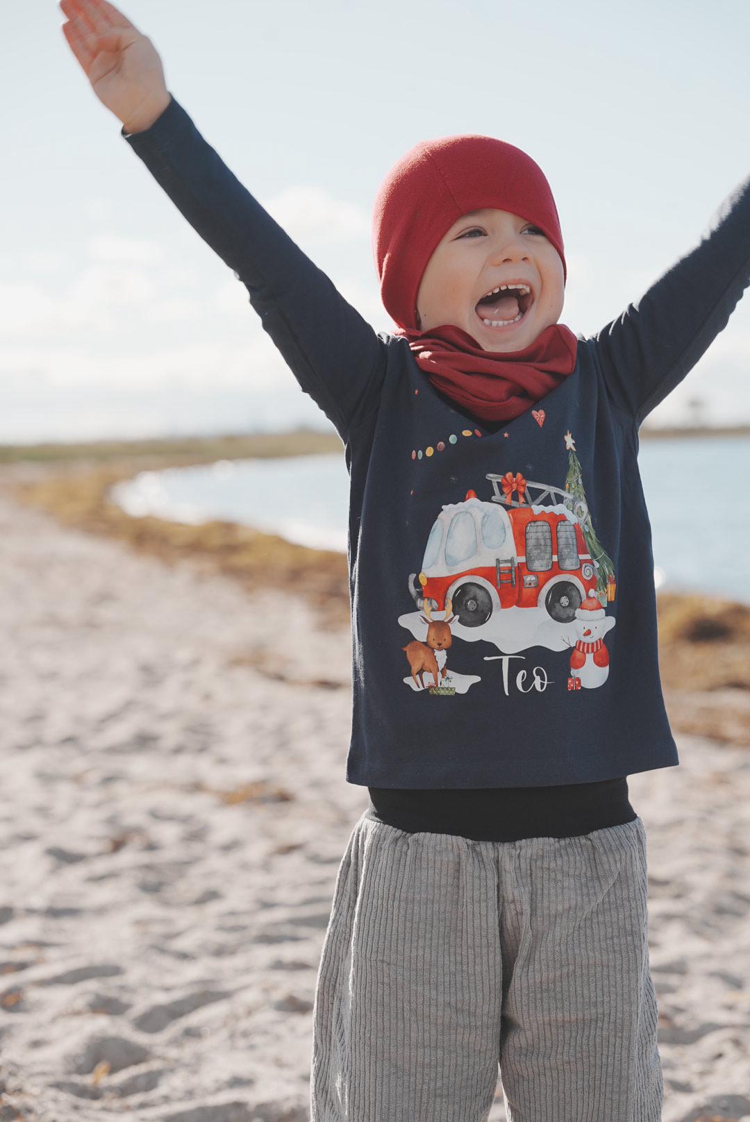 Feuerwehr Weihnachts Shirt – personalisiertes Langarmshirt mit Name – Nikolaus Shirt n – Weihnachtsshirt Feuerwehr – T-shirts