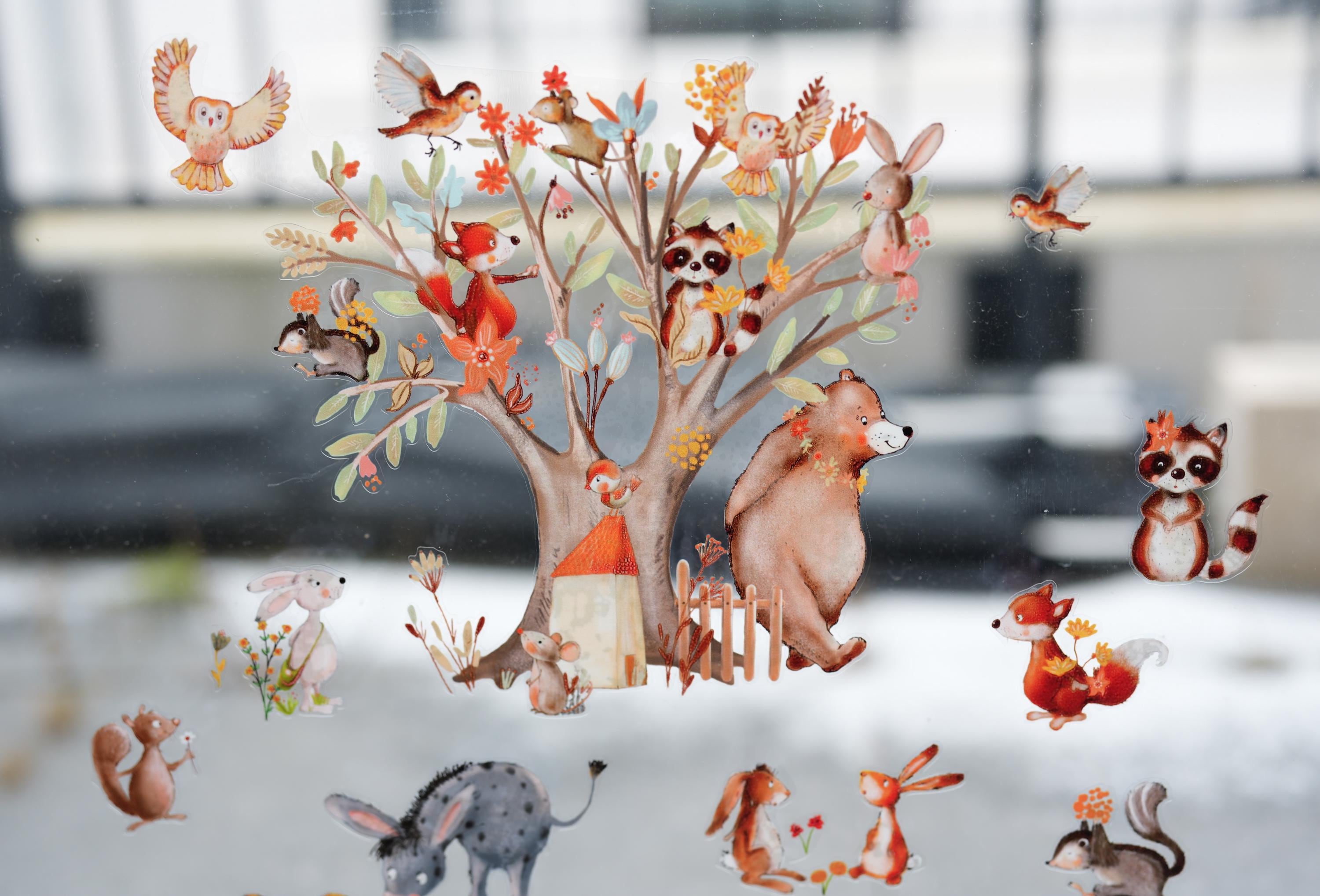 Frühlings-Fensterbild zimmer Waldtiere – statisch haftende Fensterdeko Frühling – Tiere im Baum Babyzimmer –
