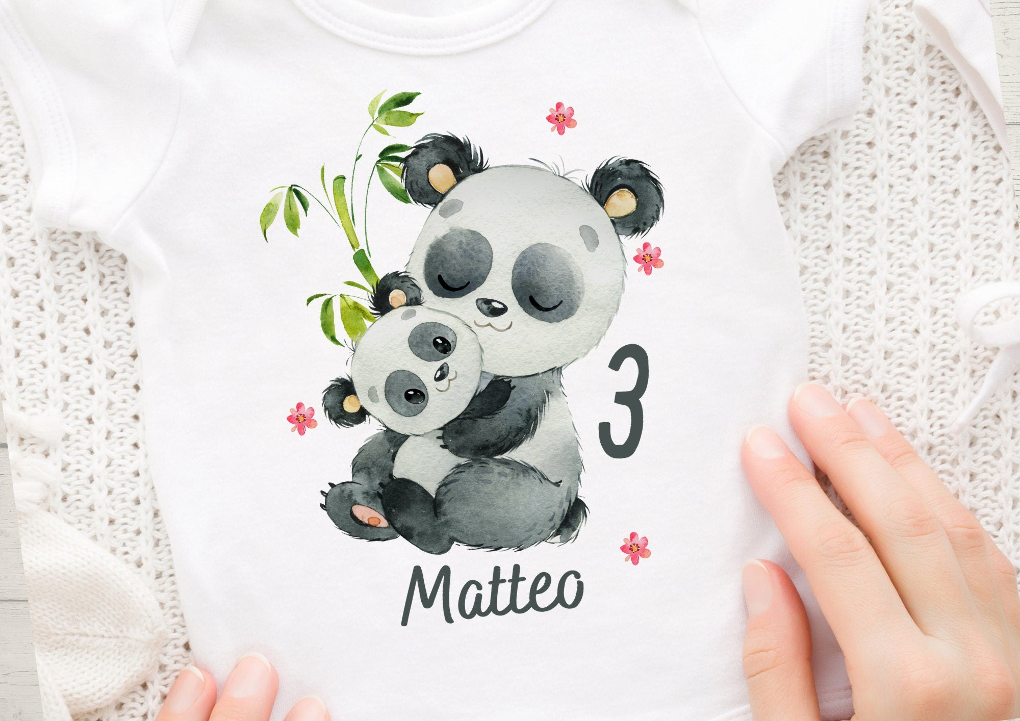 Bügelbild mit Wunschname und Alter personalisiert Geburtstagsshirt Panda Pandabär Mama und Baby