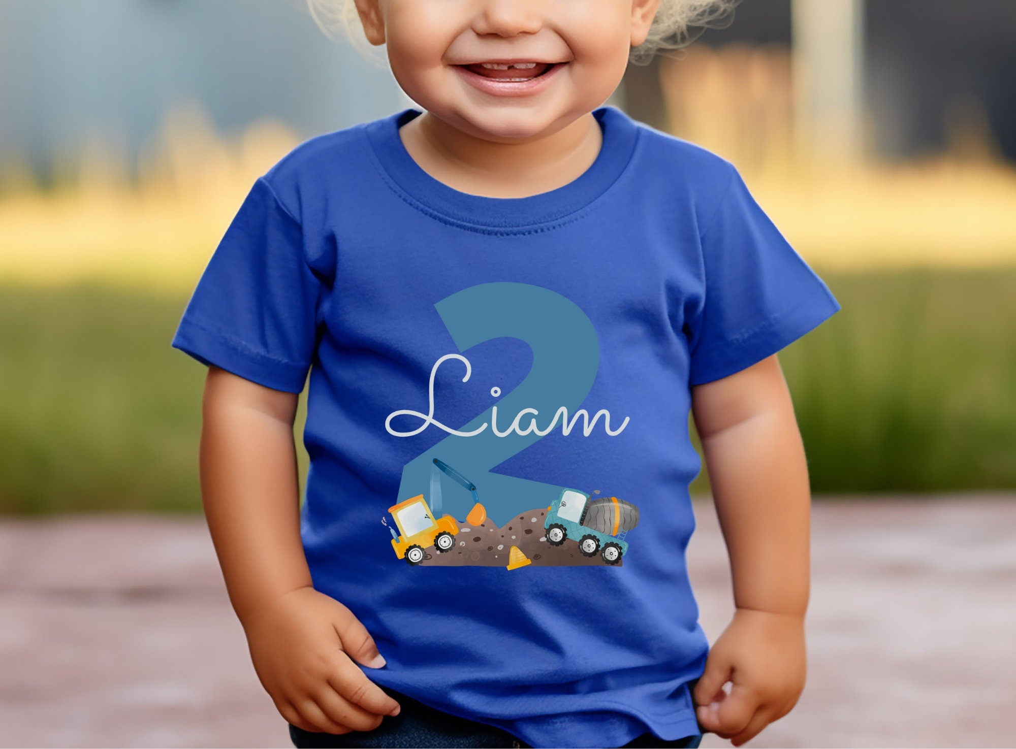 Geburtstagsshirt Bagger personalisiert mit Name & Zahl – Baustelle – Wunschzahl für jeden Geburtstag – T-shirts