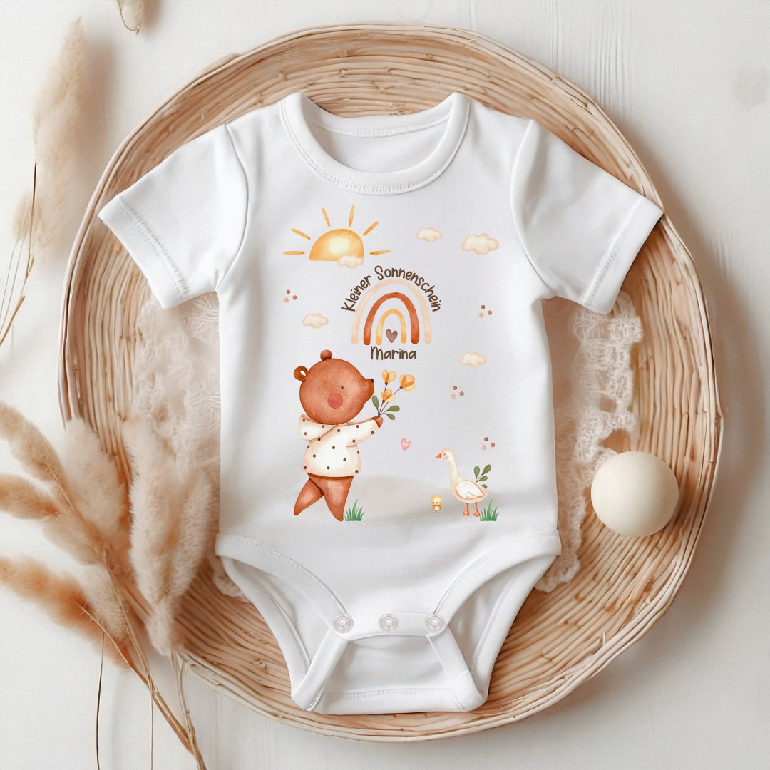 Bügelbild für bunte Stoffe mit Wunschname für bunte und weiße Stoffe personalisiert kleiner Sonnenschein Regenbogen Bär Teddy Gans