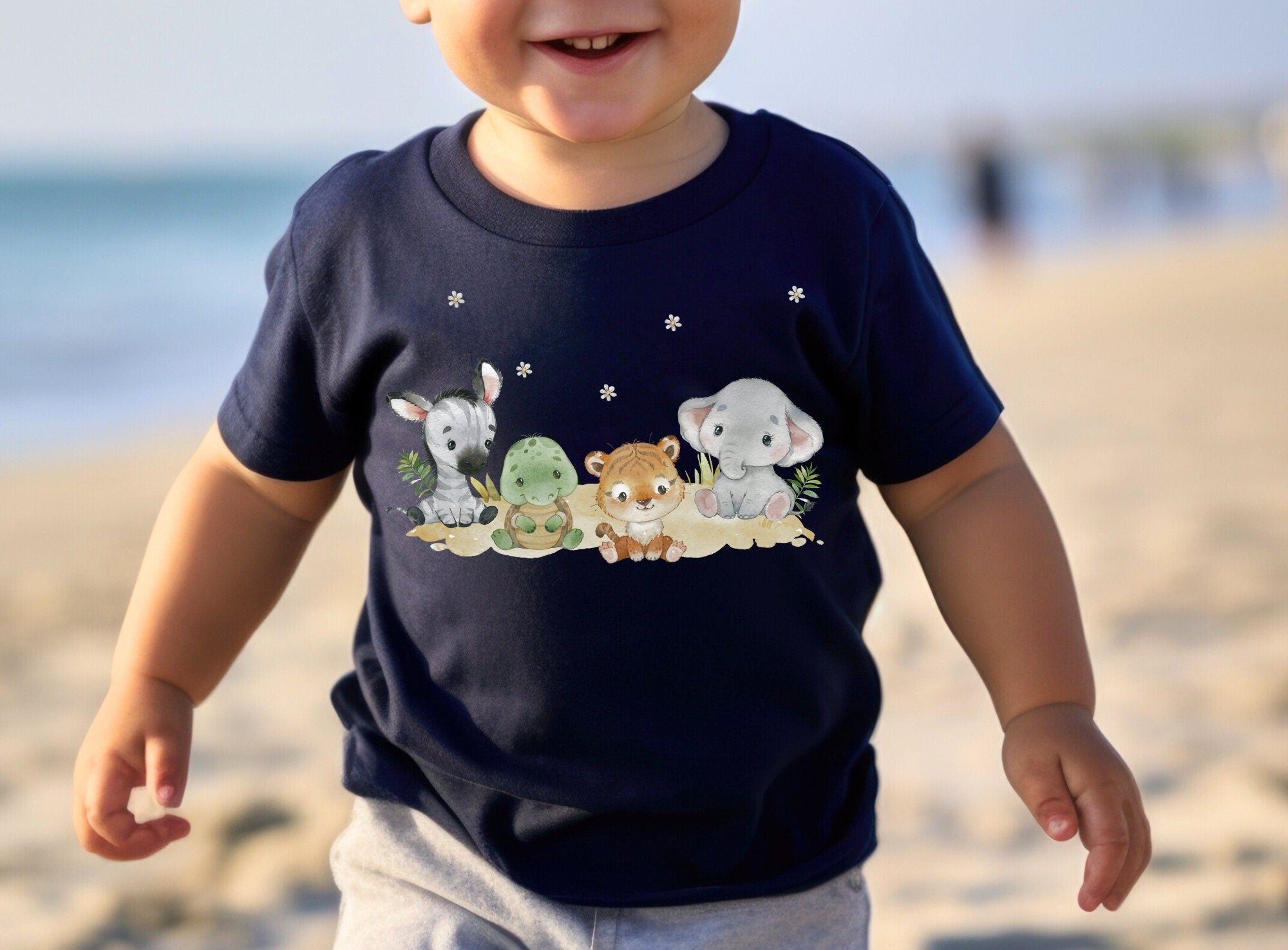 Shirt Kurzarm mit Name personalisiert shirt Safari Löwe Tiger Dschungeltiere – Sweatshirts