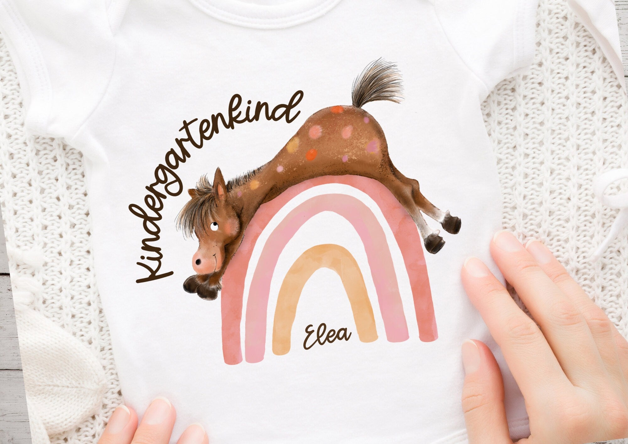 Bügelbild garten personalisiert – Pferd & Regenbogen – Name und Alter – für zum Kita-Start – A4 oder A5 – Appliques & Patches