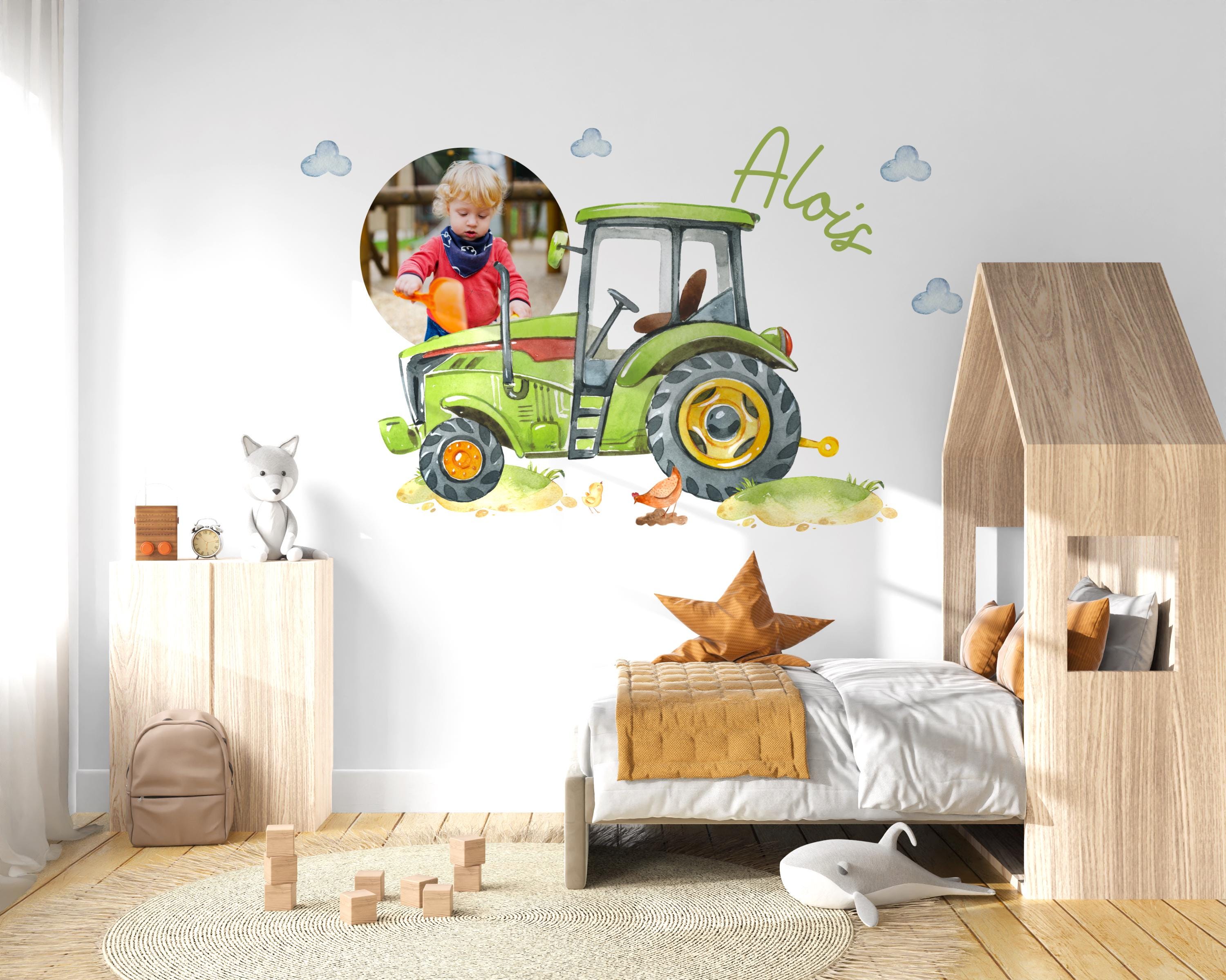 Wandtatoo Wandbild Wandaufkleber Wandsticker mit Foto personalisiert Kinderzimmerdeko Traktor grün Trecker Kinderzimmer