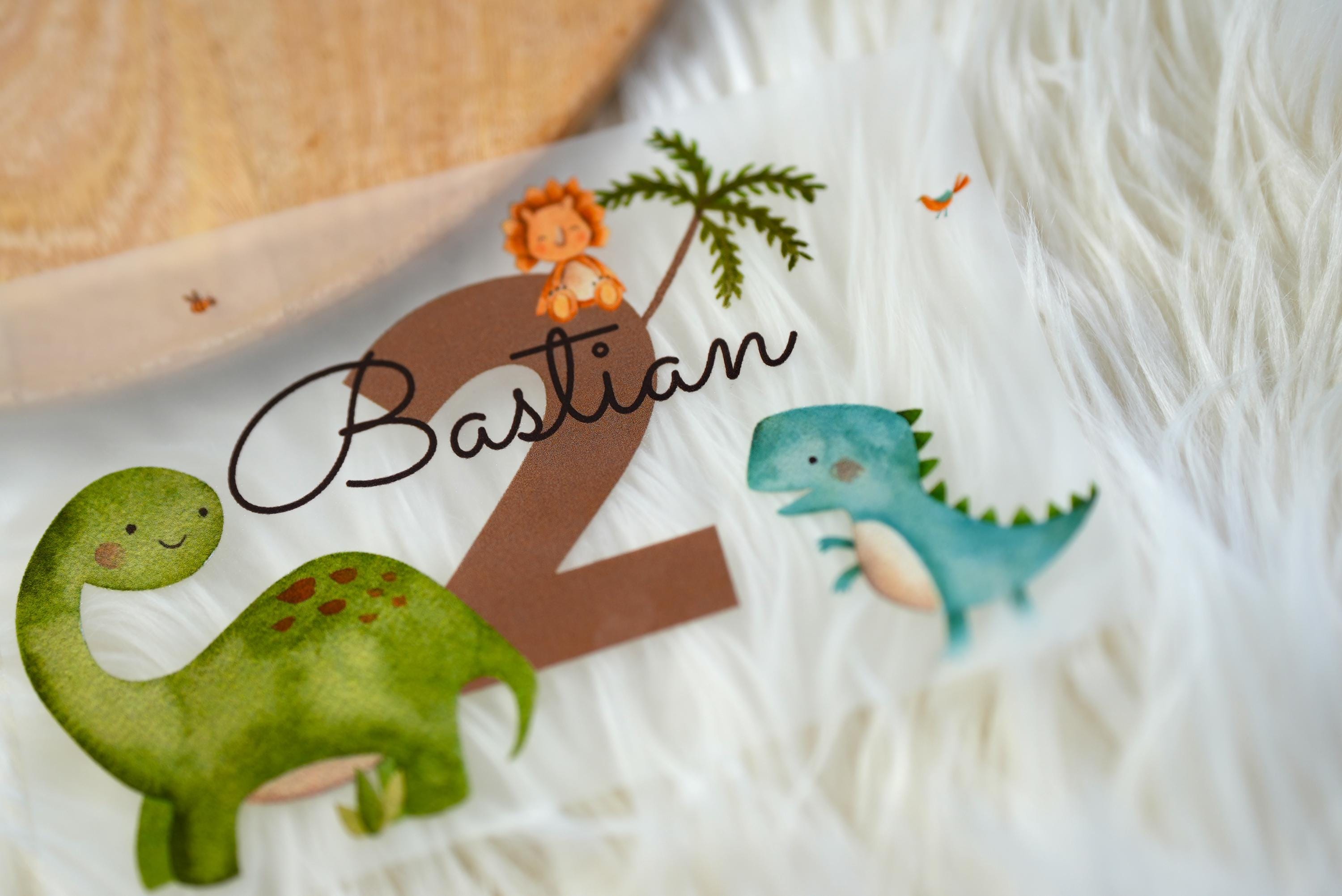 Bügelbild Dino personalisiert mit Name – 1. Geburtstag Shirt n & – pastellfarbenes Dinosaurier Motiv – DIY Aufbügler A5 A4 – Appliques & Patches