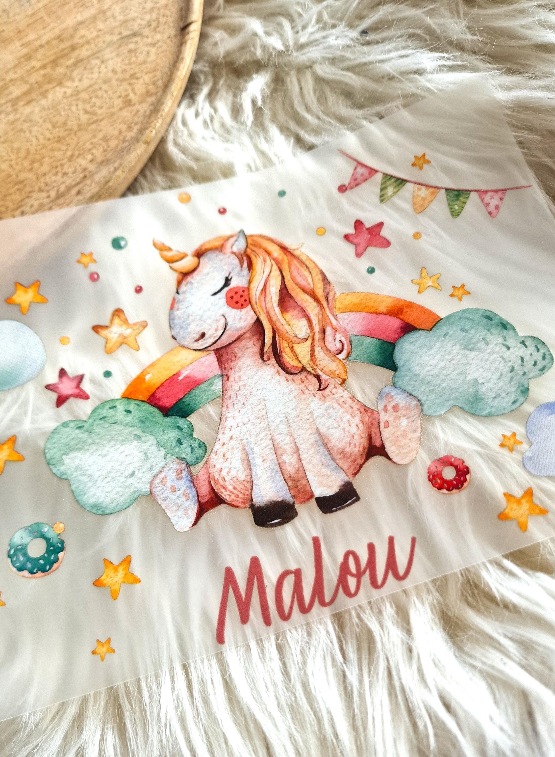 Einhorn Bügelbild Regenbogen – personalisiert mit Name & Zahl – Aufbügler für Shirt – DIY Applikation DTF für kleidung – Appliques & Patches