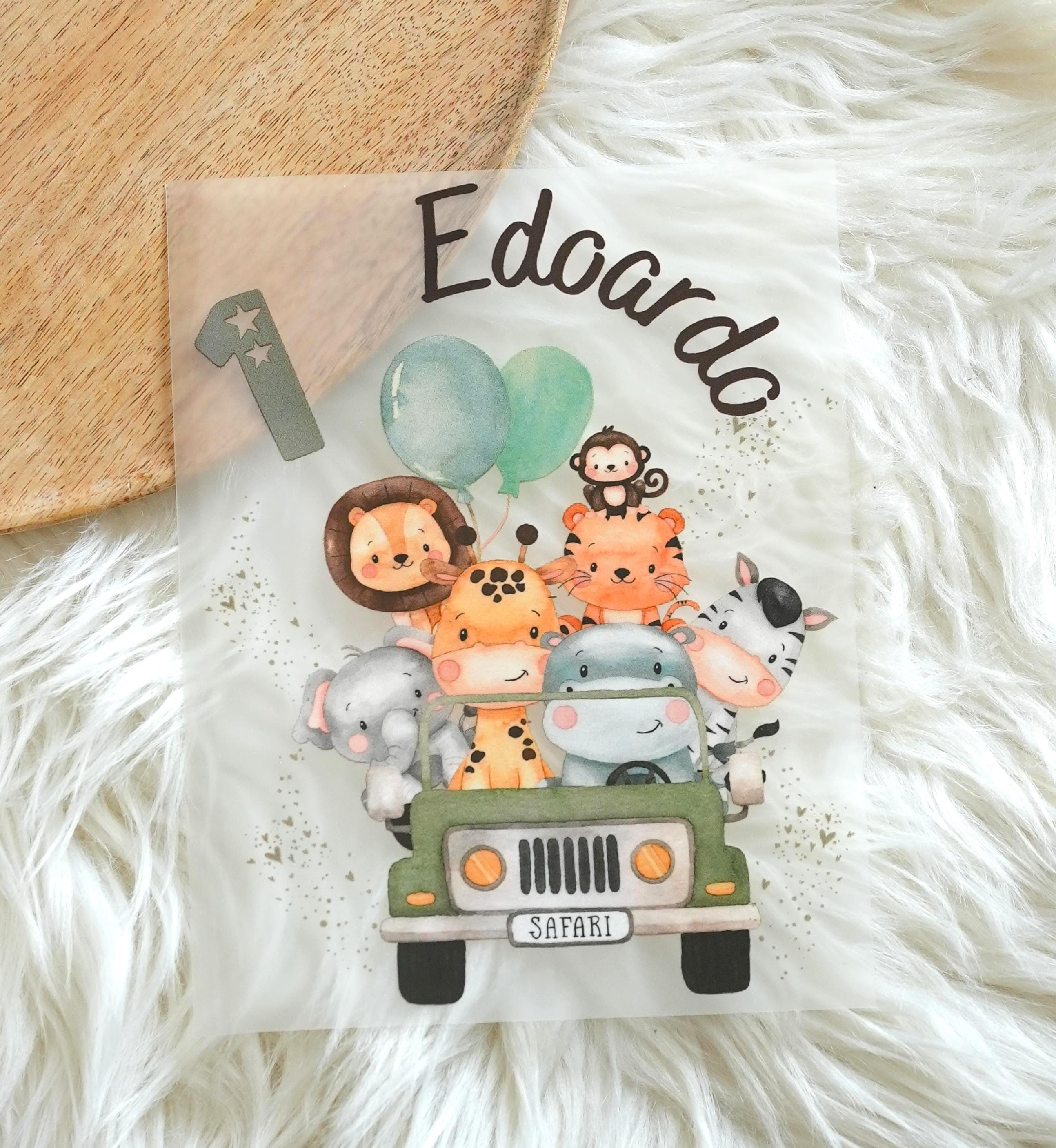 Bügelbild Safari Geburtstag personalisiert – Wild One Shirt Aufbügler Löwe Zebra Dschungeltiere – mit Name & Zahl – grün Jungle – Appliques & Patches