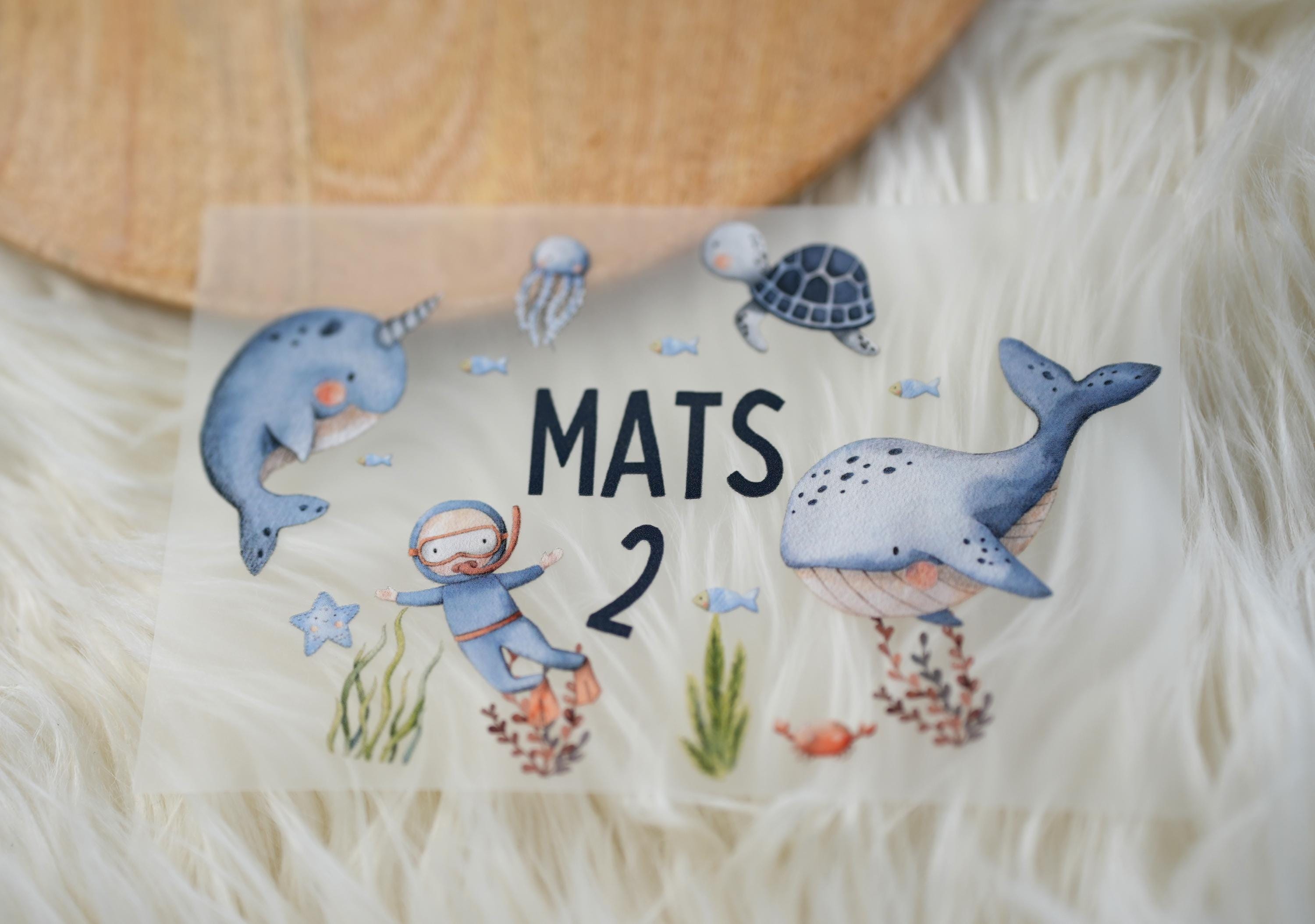 Bügelbild Wal personalisiert mit Name und Alter – Geburtstagsshirt für Kinder – Aufbügler Meereswelt Maritim Unterwasser