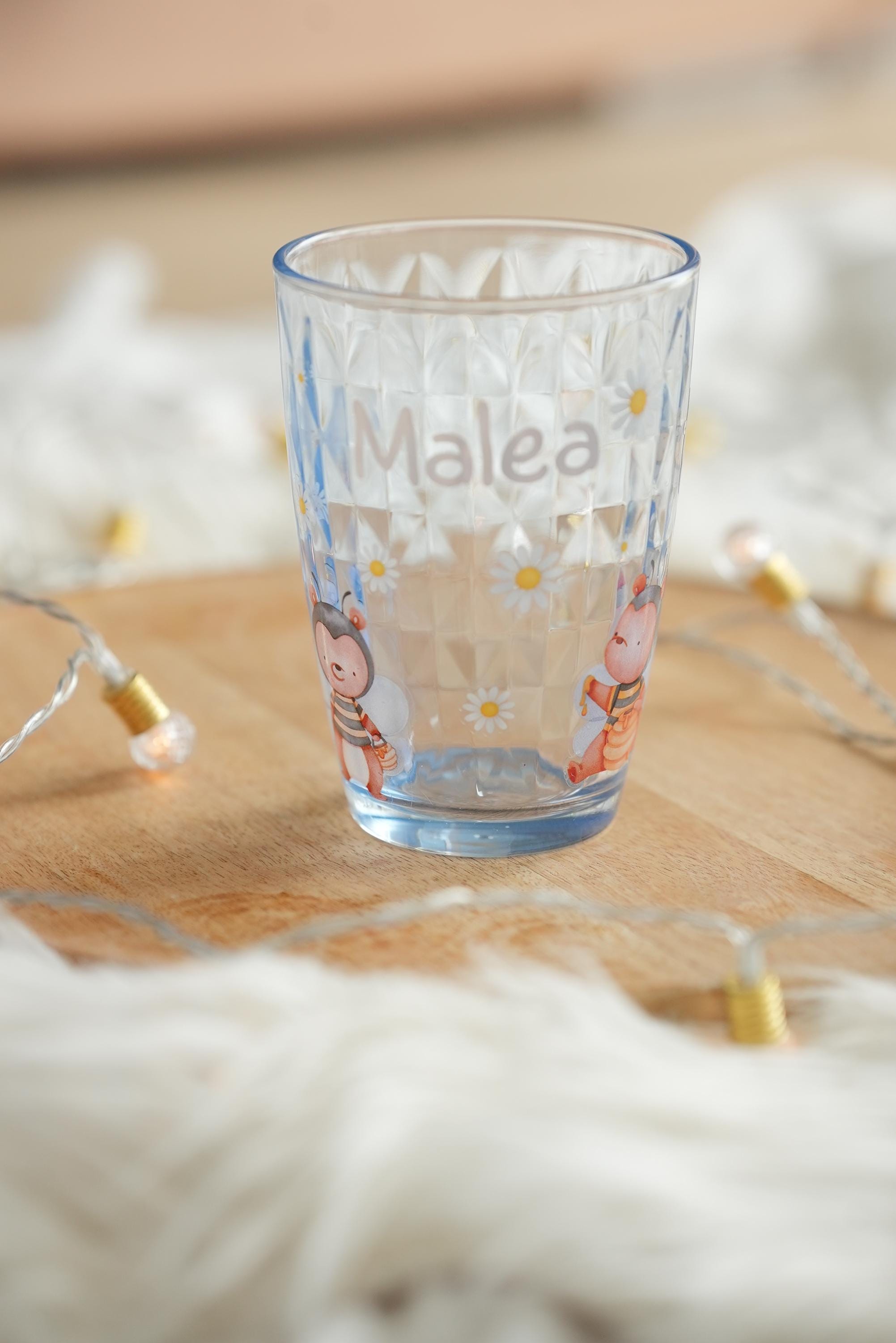 Namensaufkleber Biene – personalisierte Sticker mit Gänseblümchen – wasserfest & spülmaschinenfest – A6/A5/A4 – für Brotdose und Flasche – Stickers