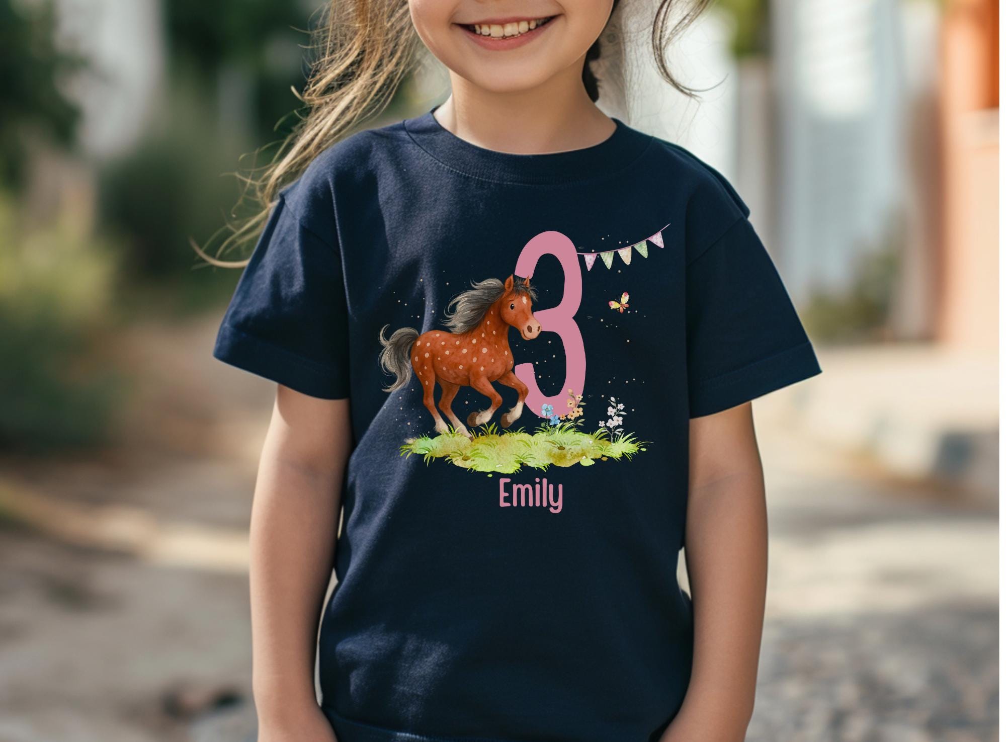Pferd mit Name & Zahl – Geburtstagsshirt personalisiert – Pony Shirt 4. Geburtstag – T-shirts