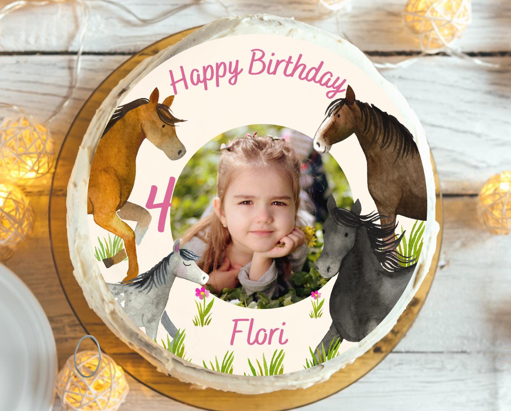 Tortenaufleger mit Foto & Pferden – personalisiert mit Name und Zahl – Fondantbild Geburtstag – ab 3 Jahren – Ø 20 cm – Party Decor