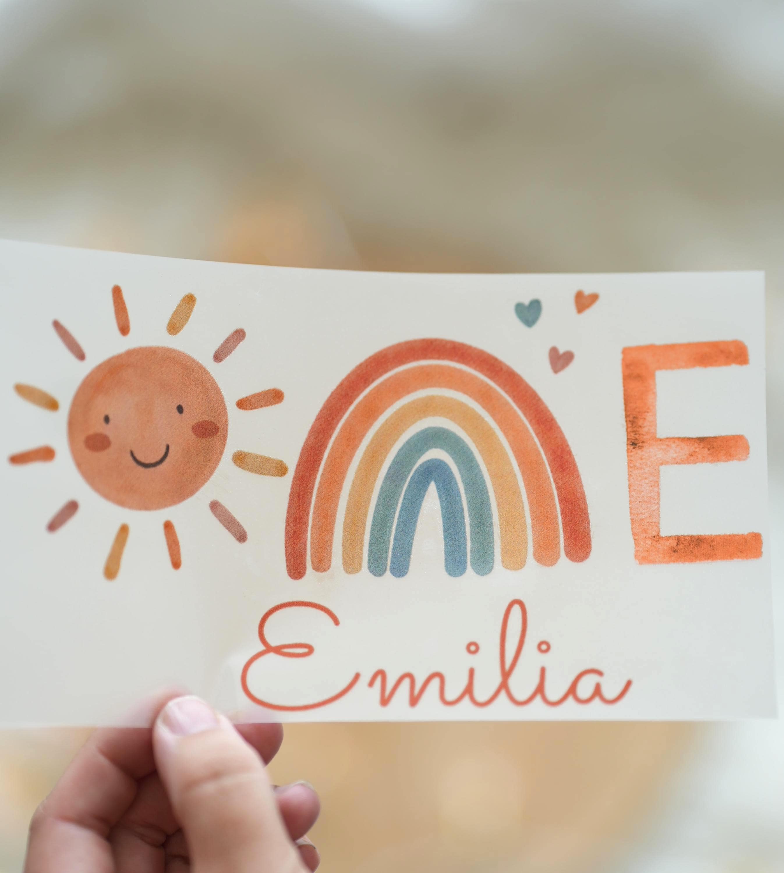 ONE Bügelbild Regenbogen mit Name – für 1. Geburtstag – personalisiertes Aufbügelbild – Sonne Motiv – Shirt zum Geburtstag – Appliques & Patches