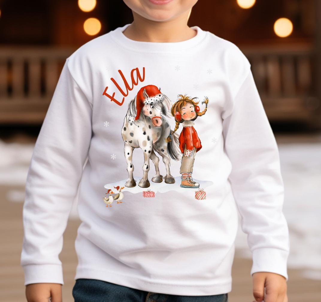 Weihnachtsshirt - personalisiert mit Name & Pony – festliches Pferde Shirt für – Weihnachtsoutfit – T-shirts